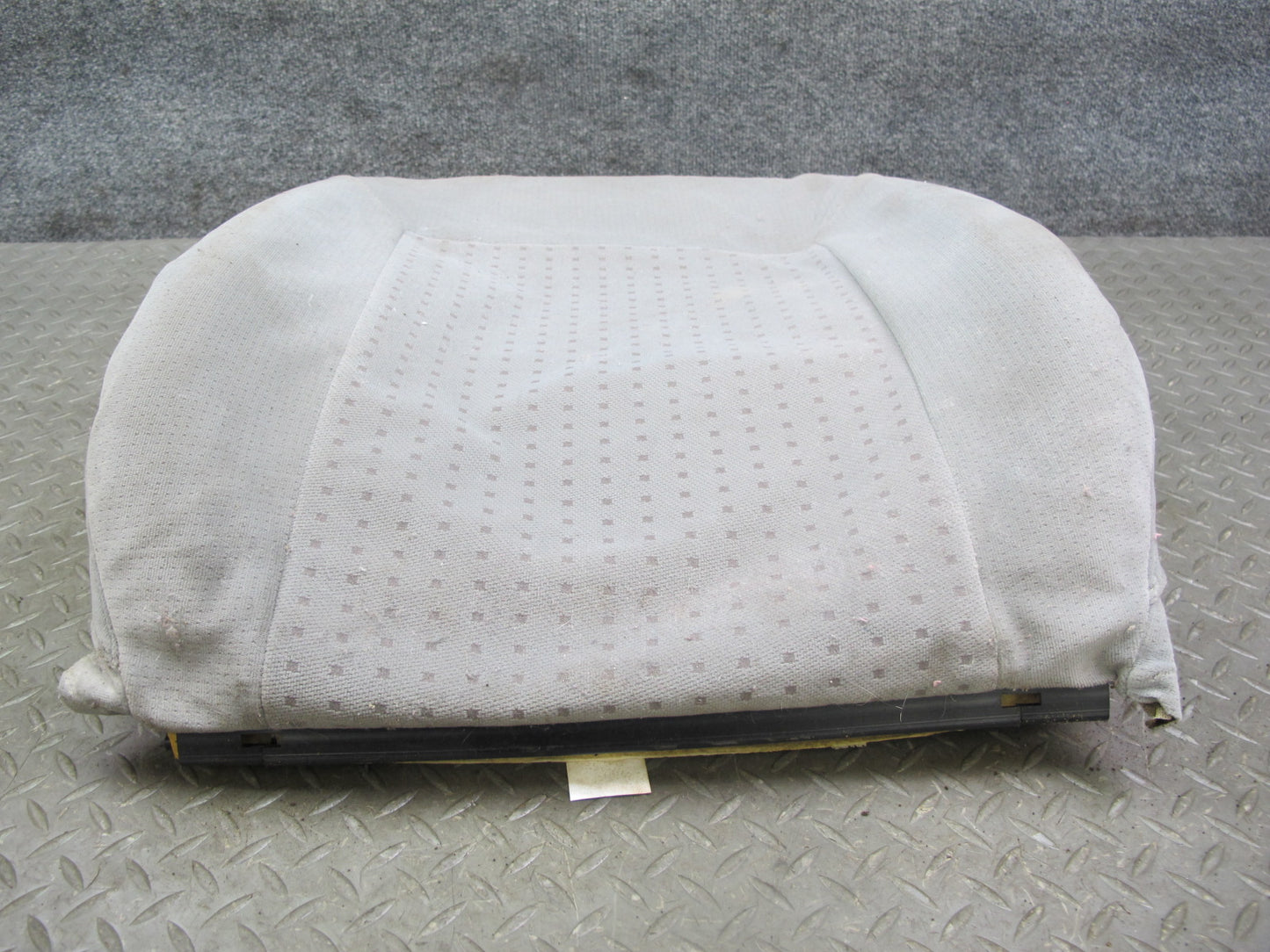 99-03 VW Eurovan T4 Front Right Seat Upper Backrest Cloth Cushion OEM