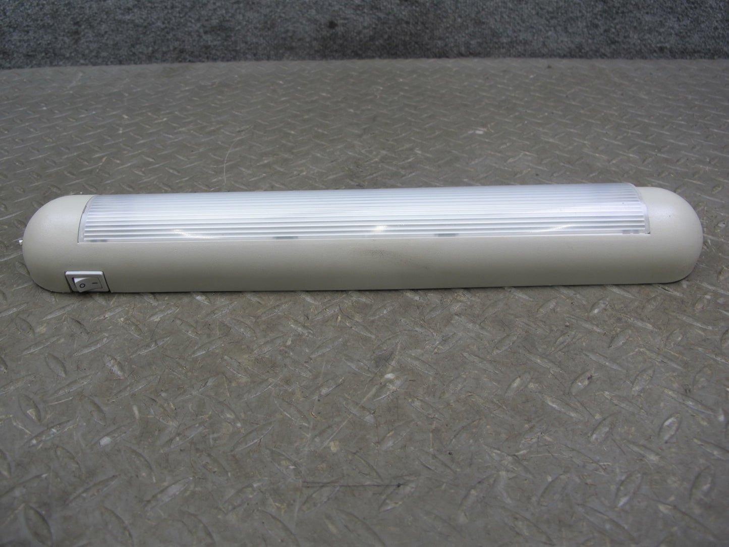 99-03 VW Eurovan T4 Interior Dome Reading Light Lamp OEM