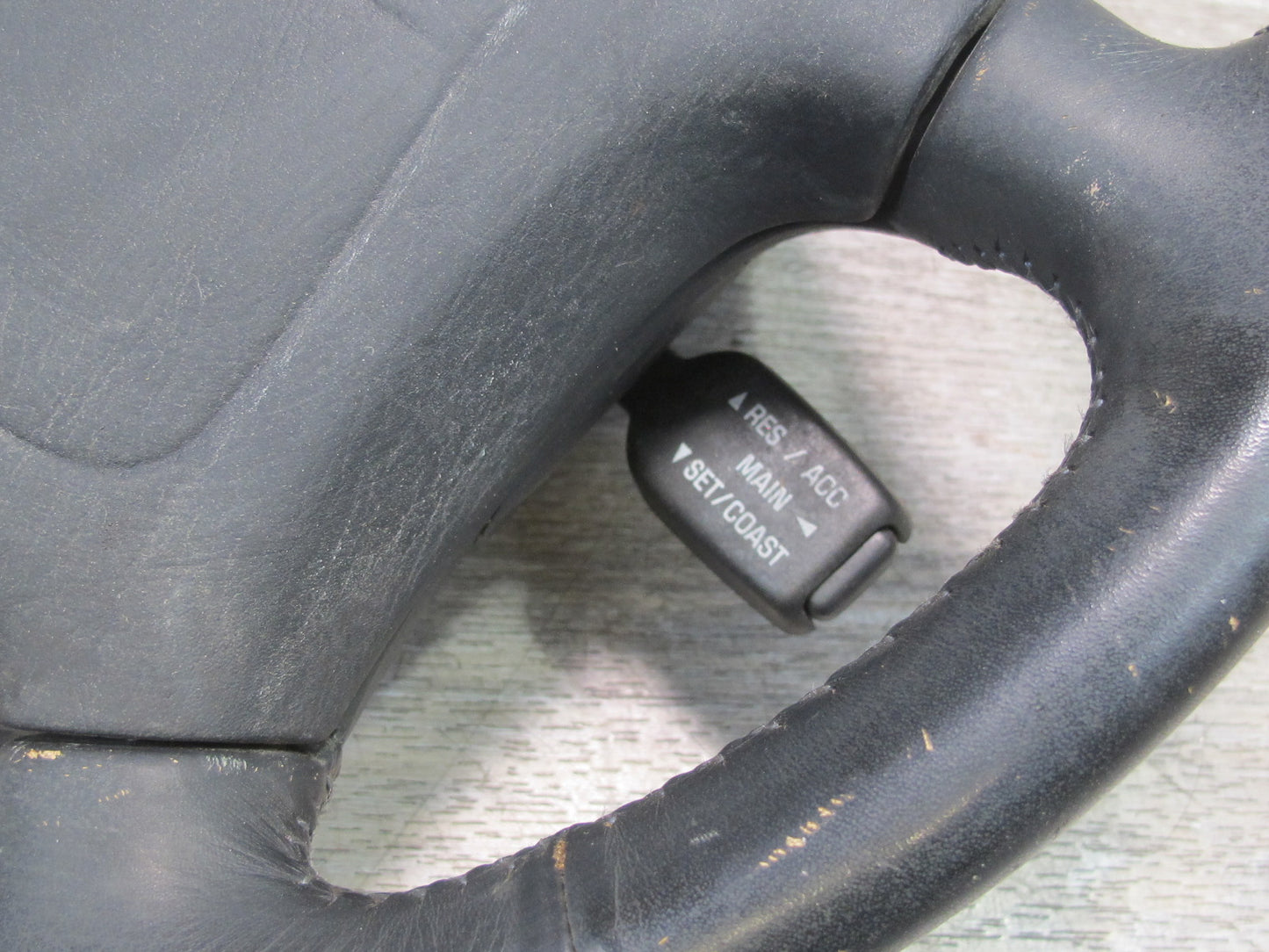 89-92 TOYOTA SUPRA MK3 FRONT LEFT DRIVER SIDE STEERING WHEEL W/ SRS AIRBAG OEM
