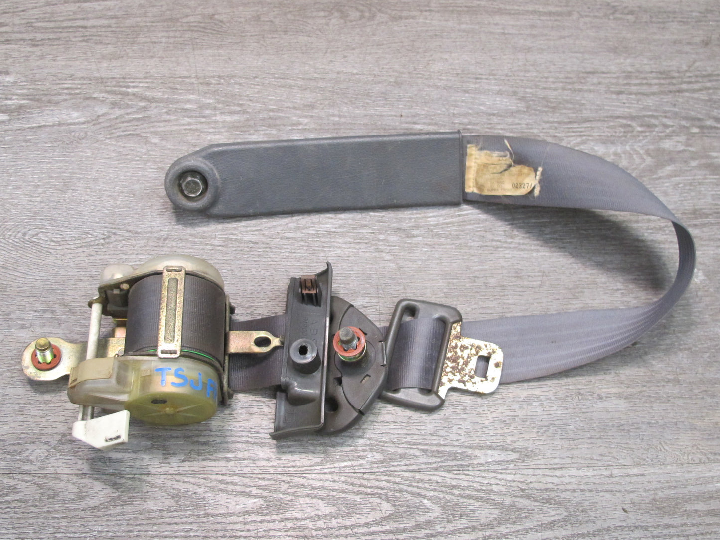 89-92 TOYOTA SUPRA MK3 FRONT LEFT & RIGHT SIDE SEATBELT RETRACTOR SET OEM