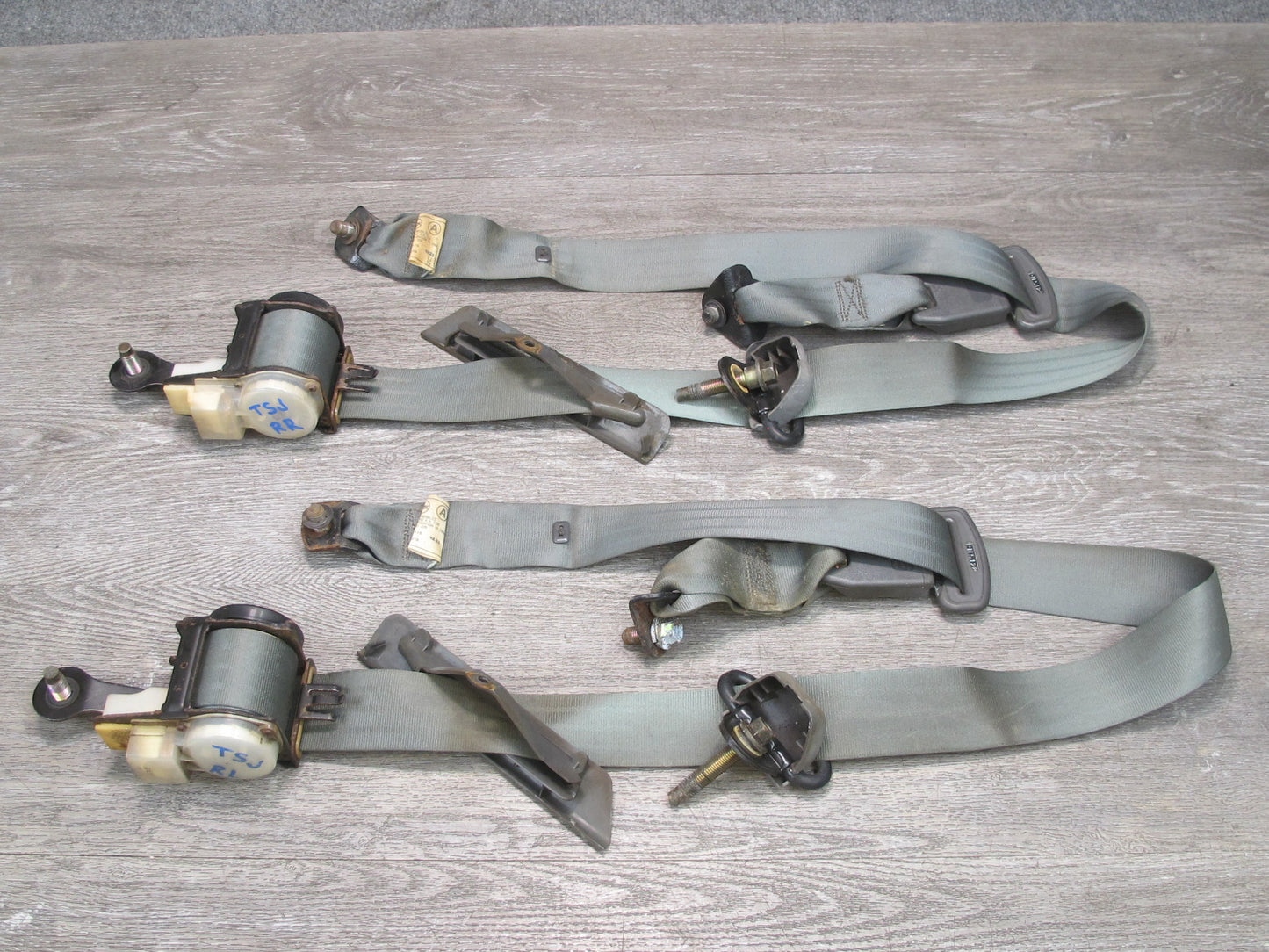 89-92 TOYOTA SUPRA MK3 REAR LEFT & RIGHT SIDE SEATBELT RETRACTOR SET OEM