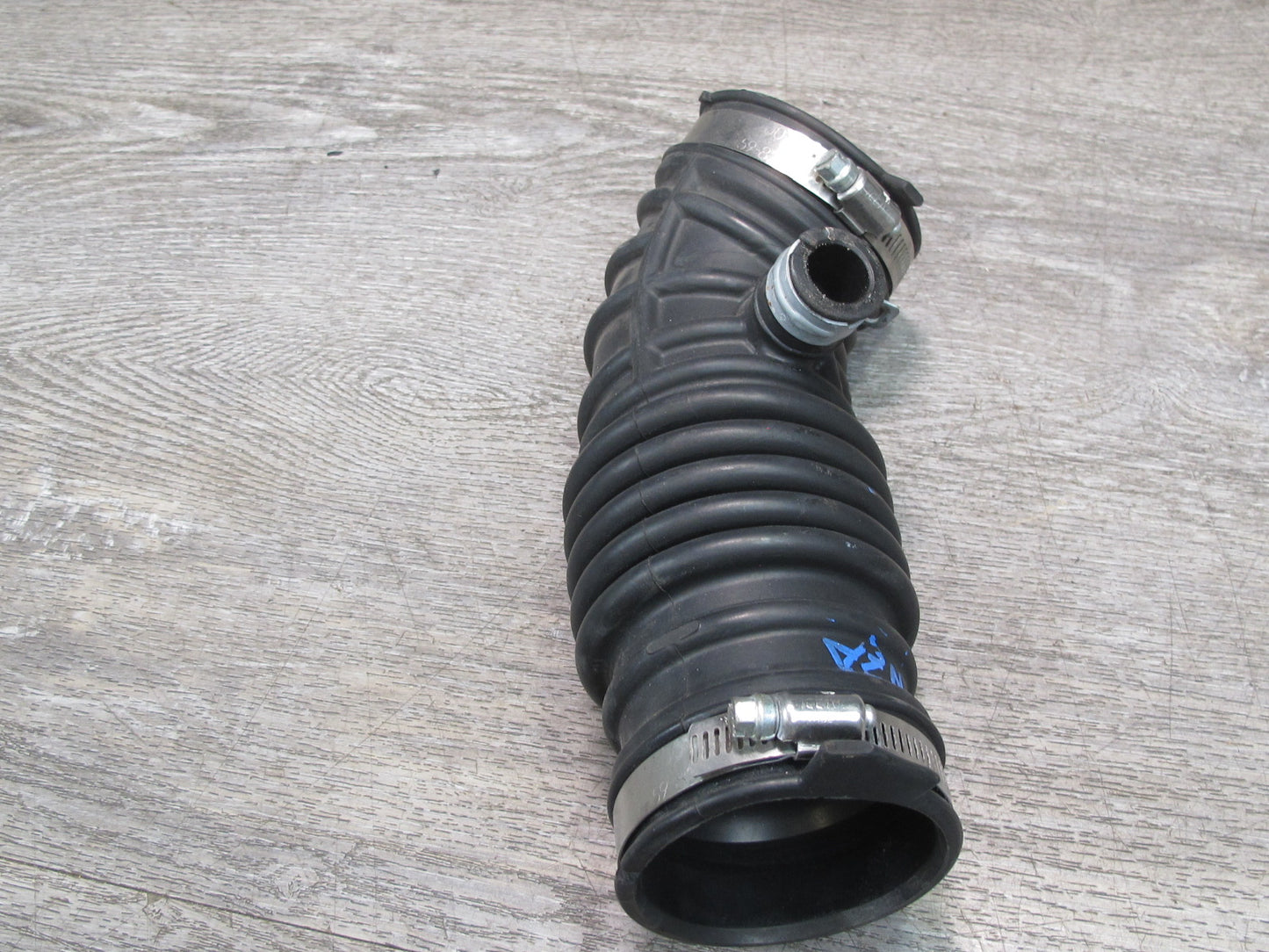 09-20 Nissan 370Z Z34 Right Air Cleaner Intake Duct Pipe OEM