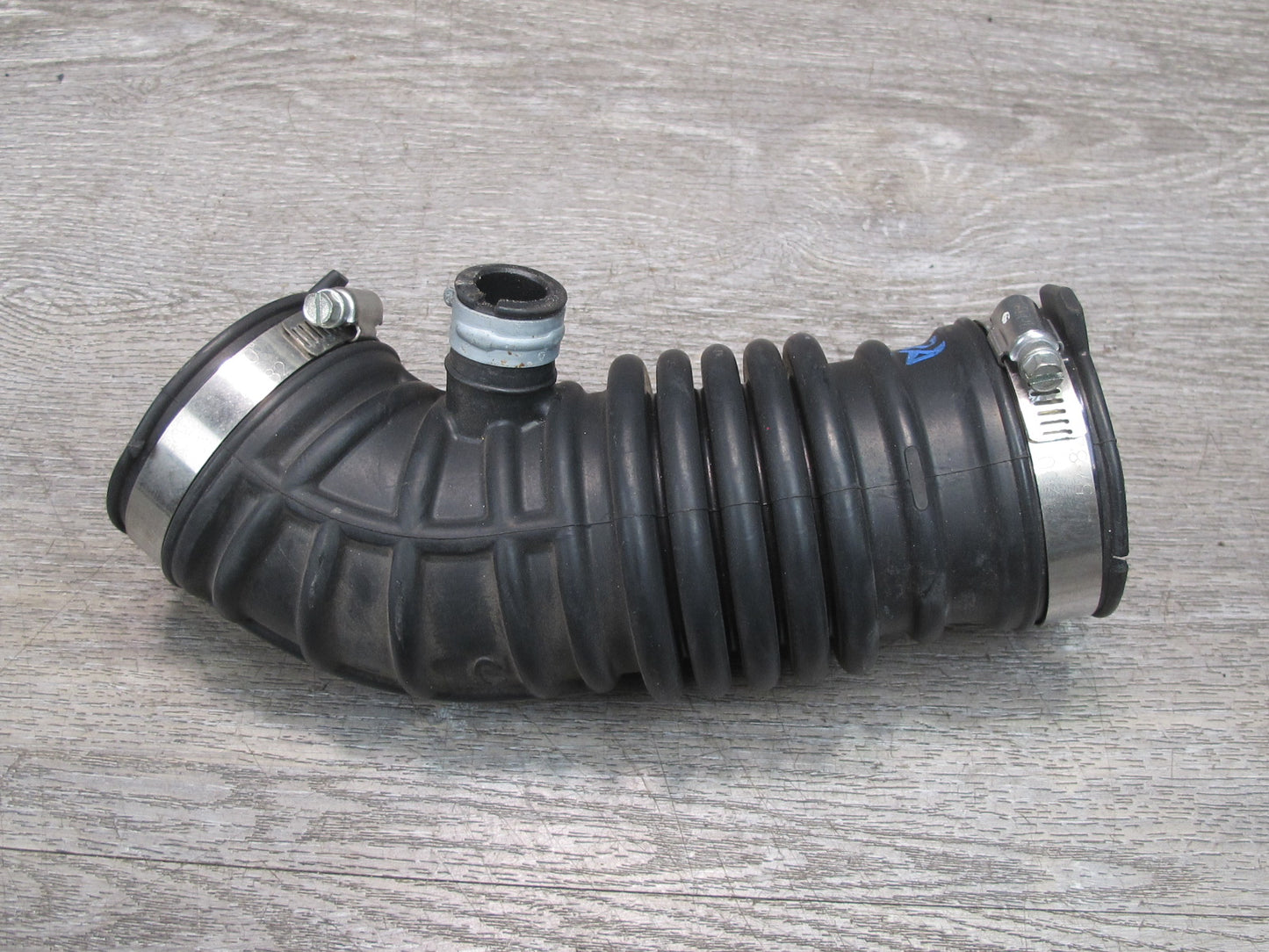 09-20 Nissan 370Z Z34 Right Air Cleaner Intake Duct Pipe OEM