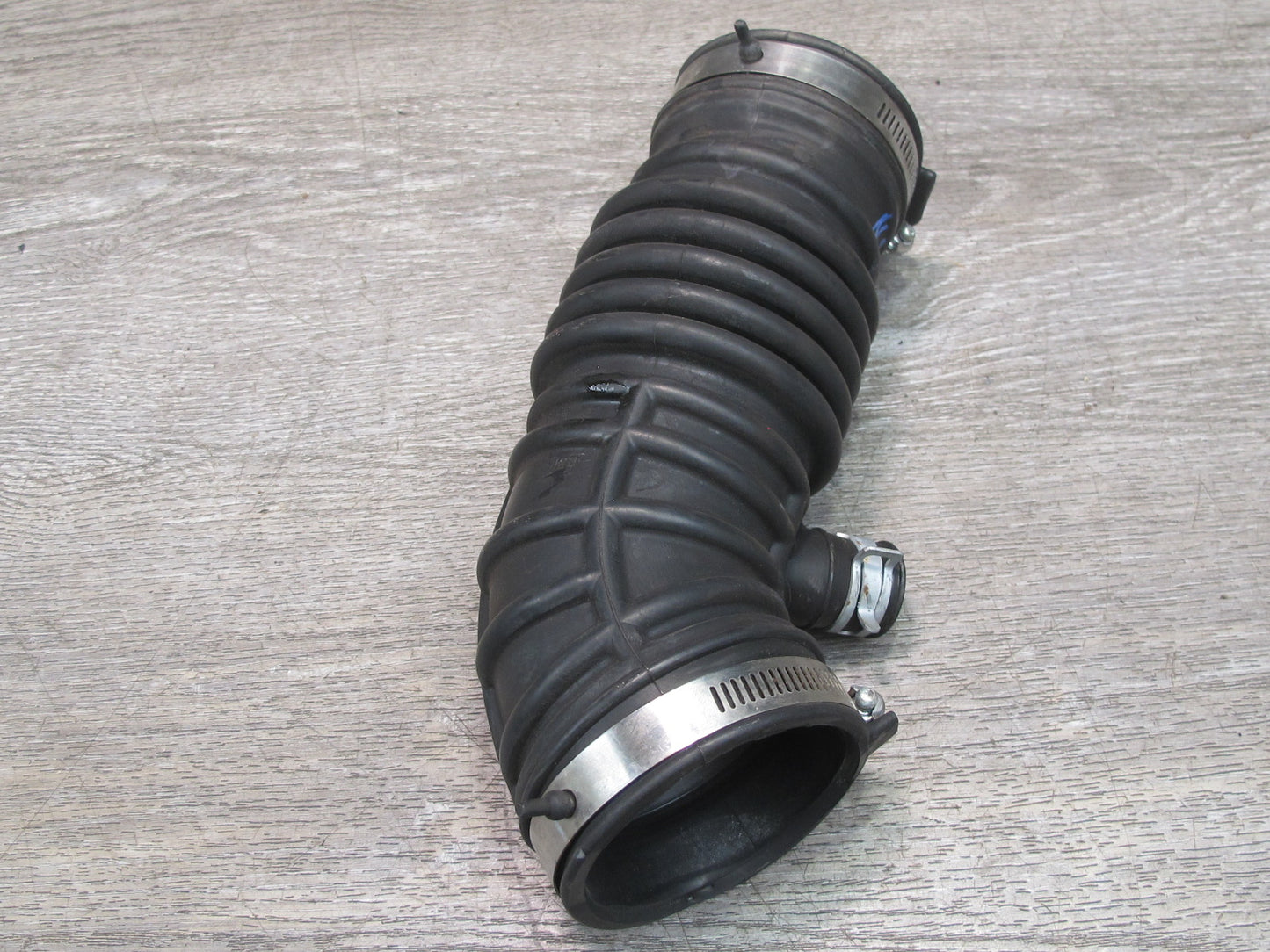 09-20 Nissan 370Z Z34 Right Air Cleaner Intake Duct Pipe OEM