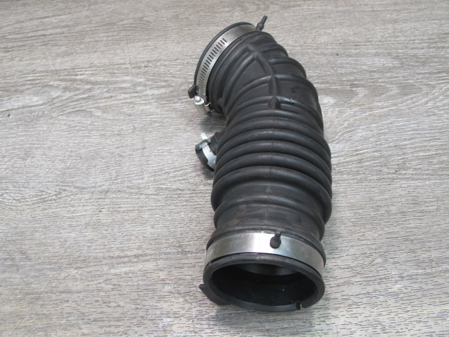 09-20 Nissan 370Z Z34 Right Air Cleaner Intake Duct Pipe OEM