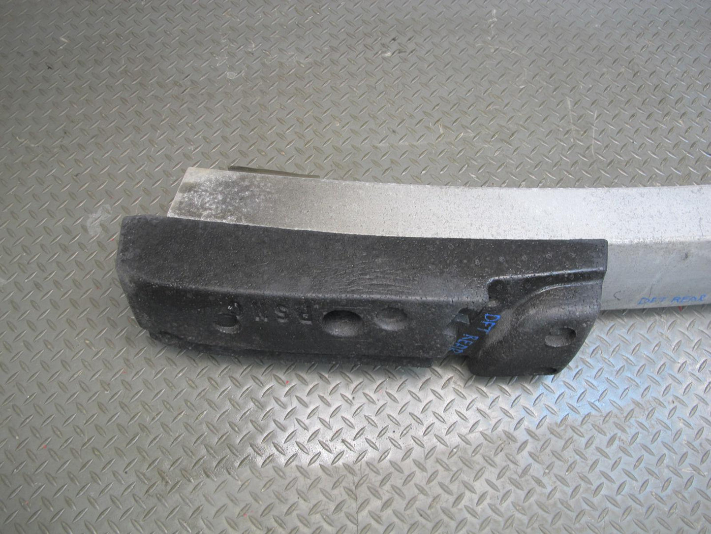 02-05 Ford Thunderbird Rear Bumper Impact Reinforcement Bar Foam Absorber OEM