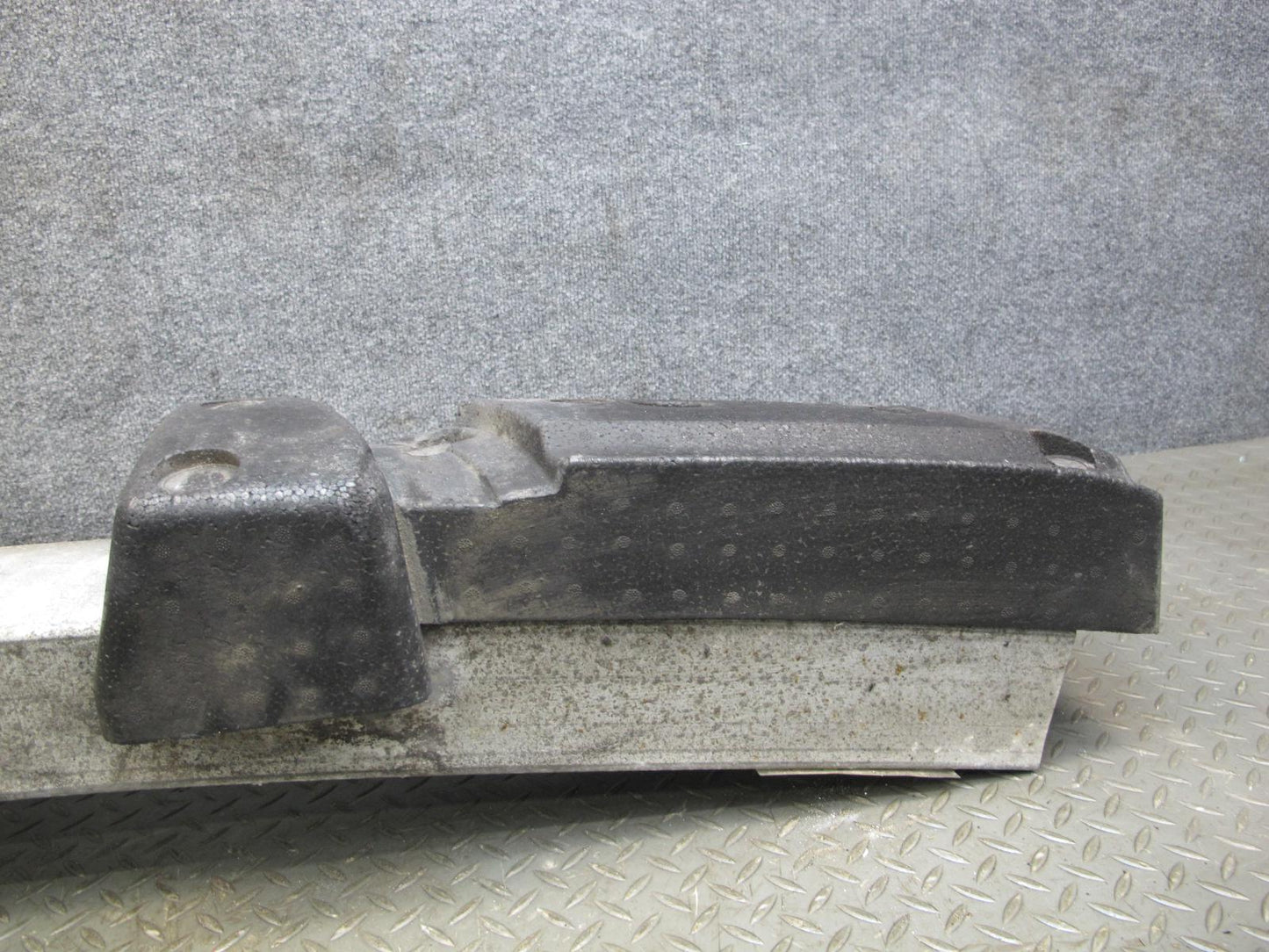 02-05 Ford Thunderbird Rear Bumper Impact Reinforcement Bar Foam Absorber OEM