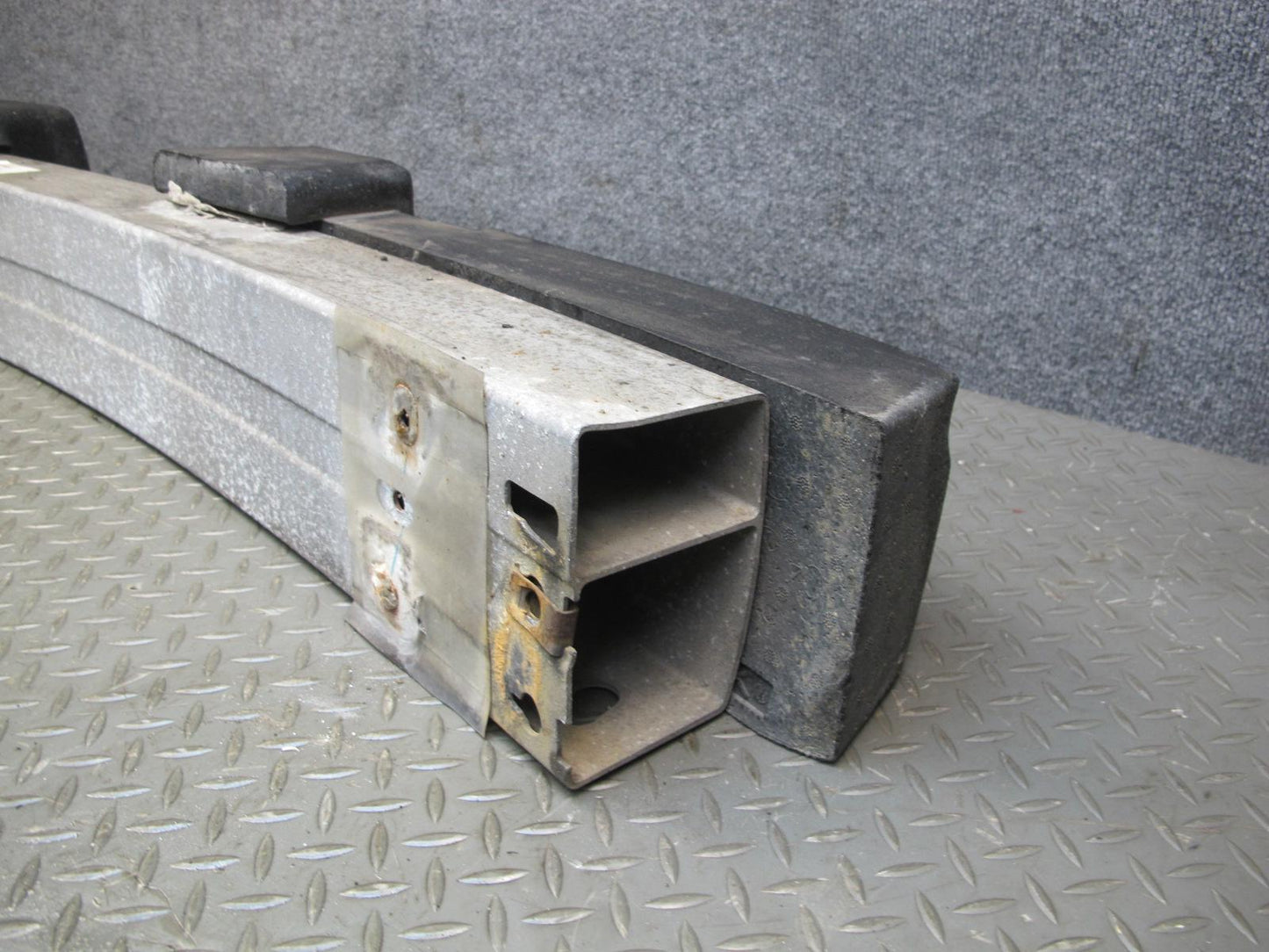 02-05 Ford Thunderbird Rear Bumper Impact Reinforcement Bar Foam Absorber OEM