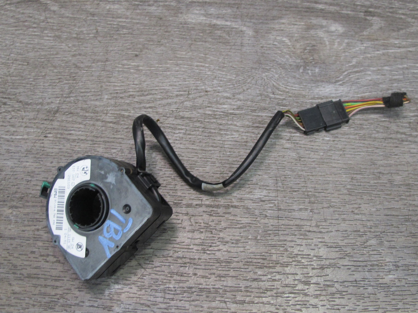 01-06 BMW E46 STEERING COLUMN ANGLE SENSOR CLOCK SPRING 6760232 OEM