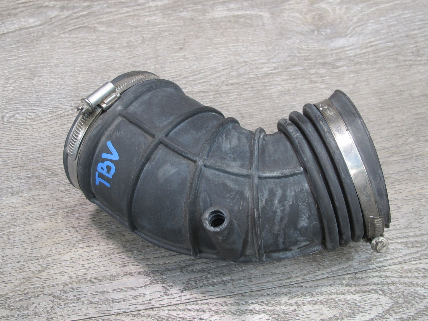 01-06 BMW E46 3-SERIES Air Intake Duct Hose Pipe OEM