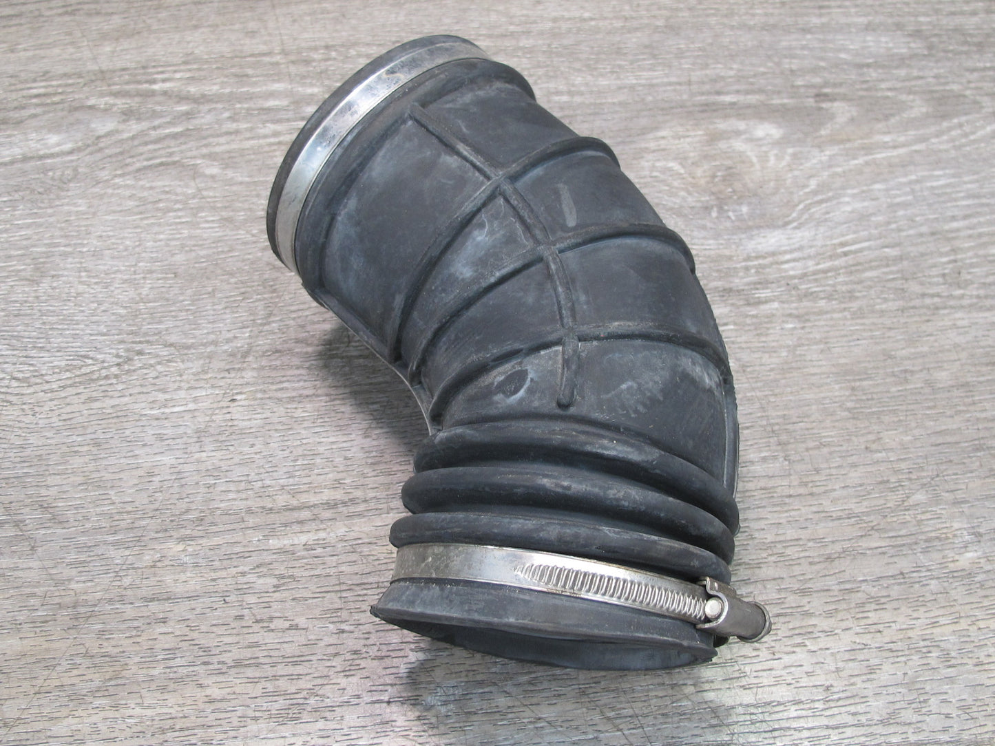 01-06 BMW E46 3-SERIES Air Intake Duct Hose Pipe OEM