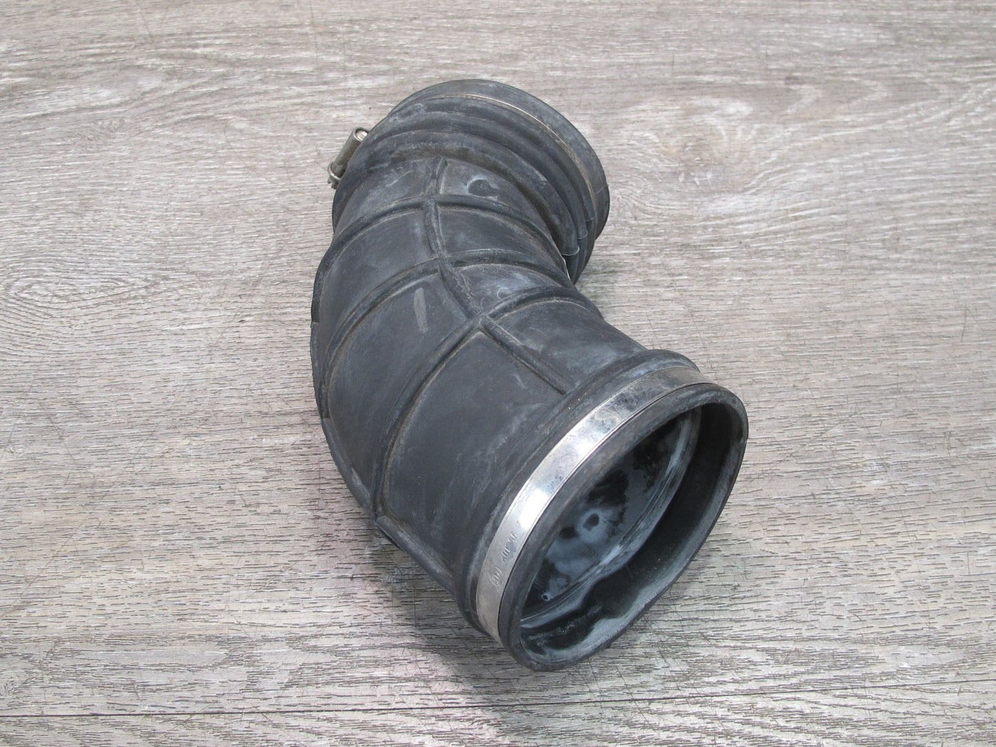 01-06 BMW E46 3-SERIES Air Intake Duct Hose Pipe OEM