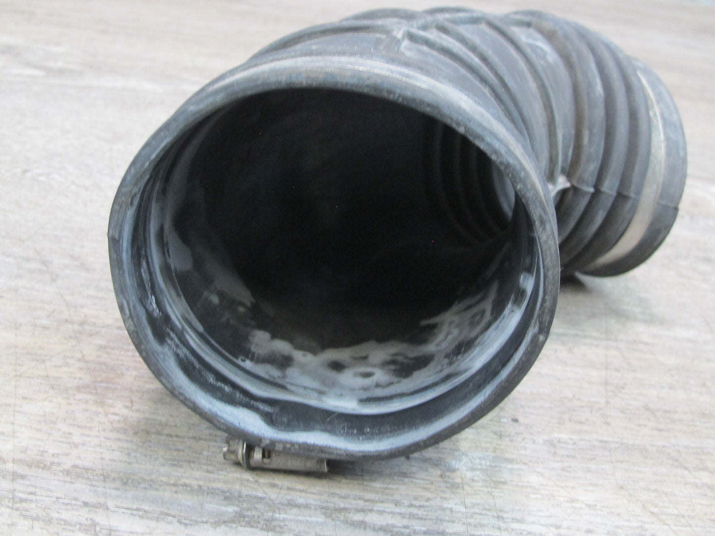 01-06 BMW E46 3-SERIES Air Intake Duct Hose Pipe OEM