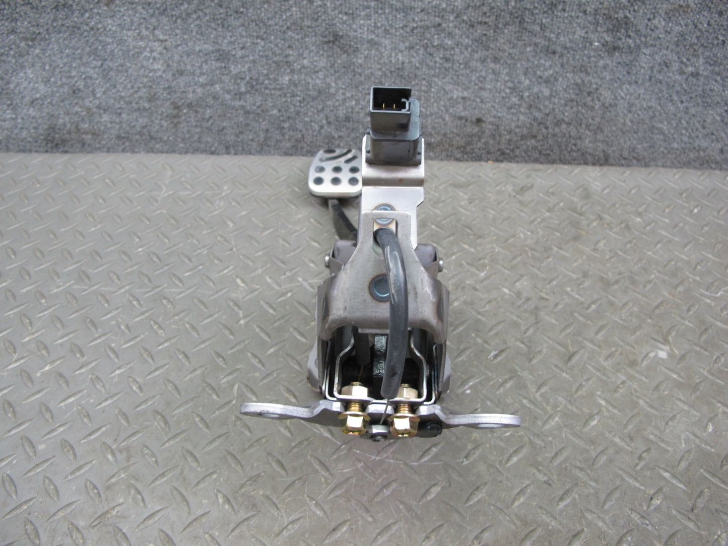 04-11 Mazda RX8 Manual Transmission Acclerator Brake Clutch Dead Pedal Set OEM