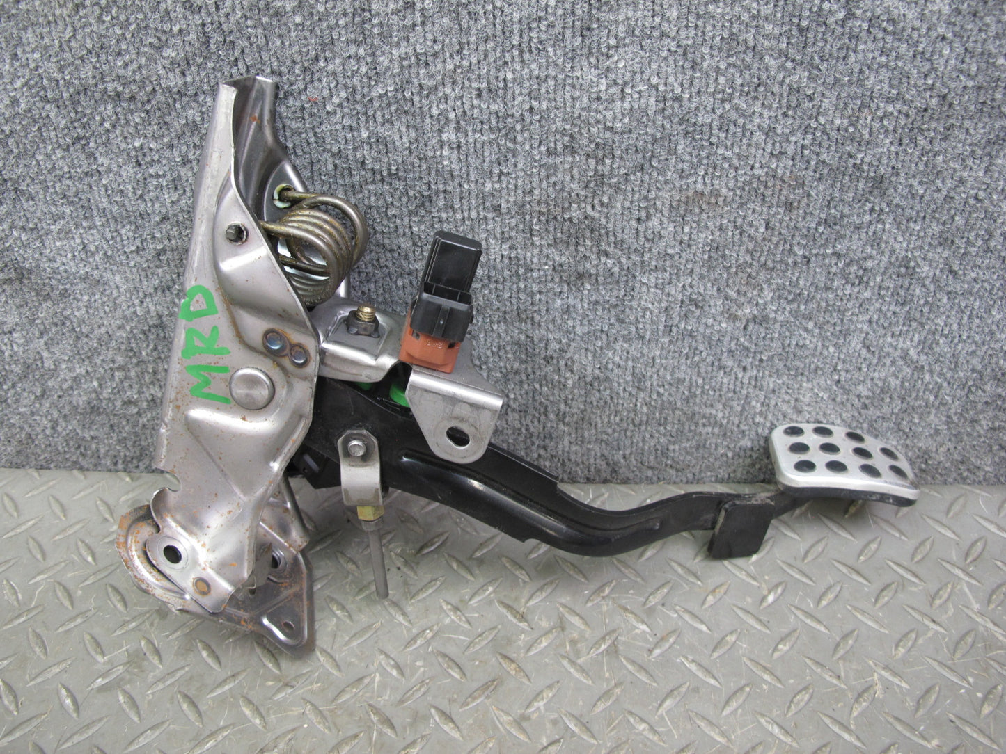 04-11 Mazda RX8 Manual Transmission Acclerator Brake Clutch Dead Pedal Set OEM