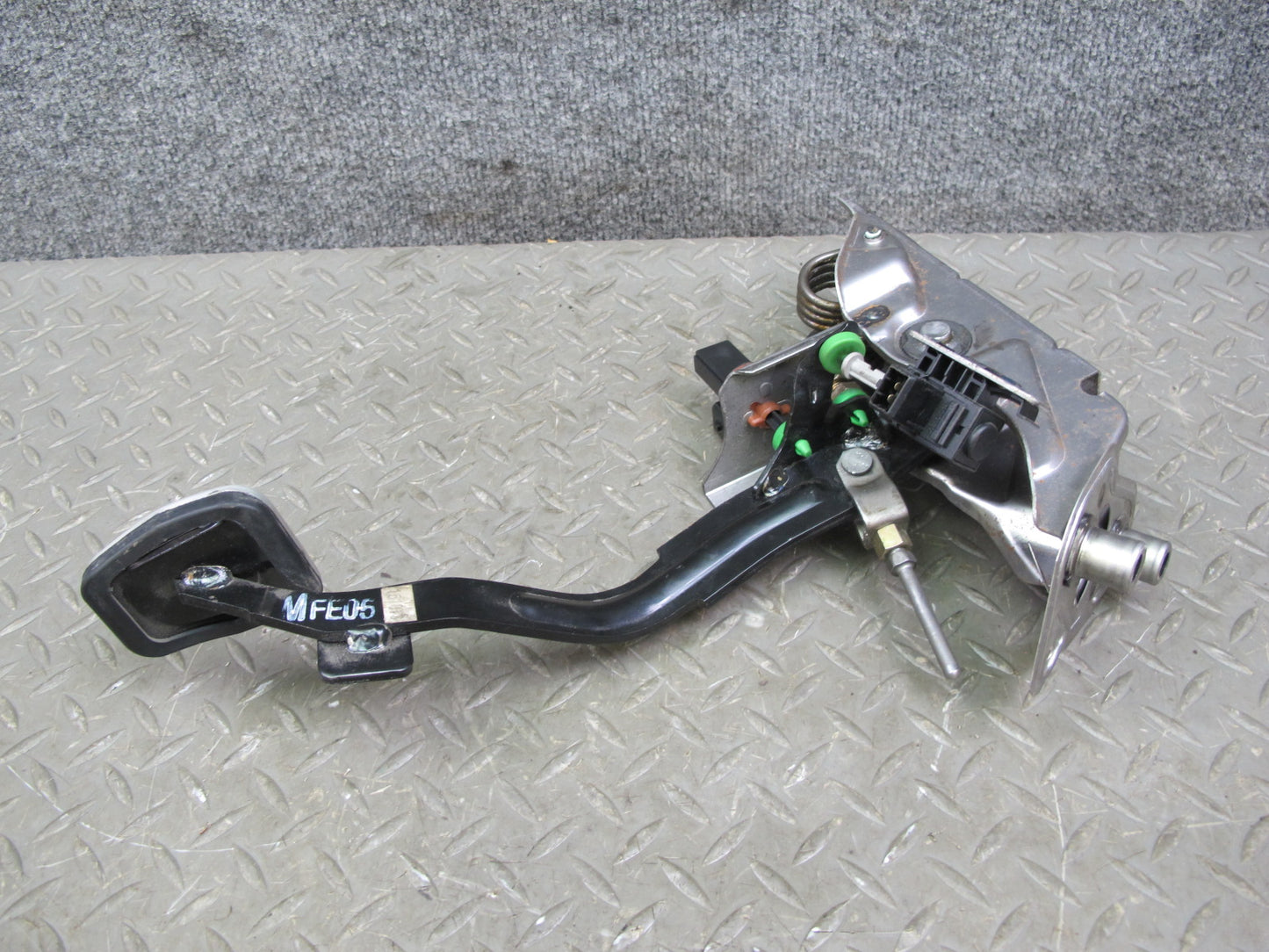 04-11 Mazda RX8 Manual Transmission Acclerator Brake Clutch Dead Pedal Set OEM