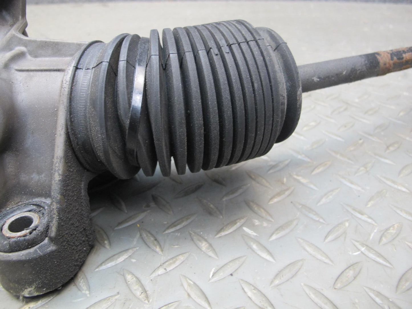 01-03 VW Eurovan T4 Power Steering Rack & Pinion 7D1422061A OEM