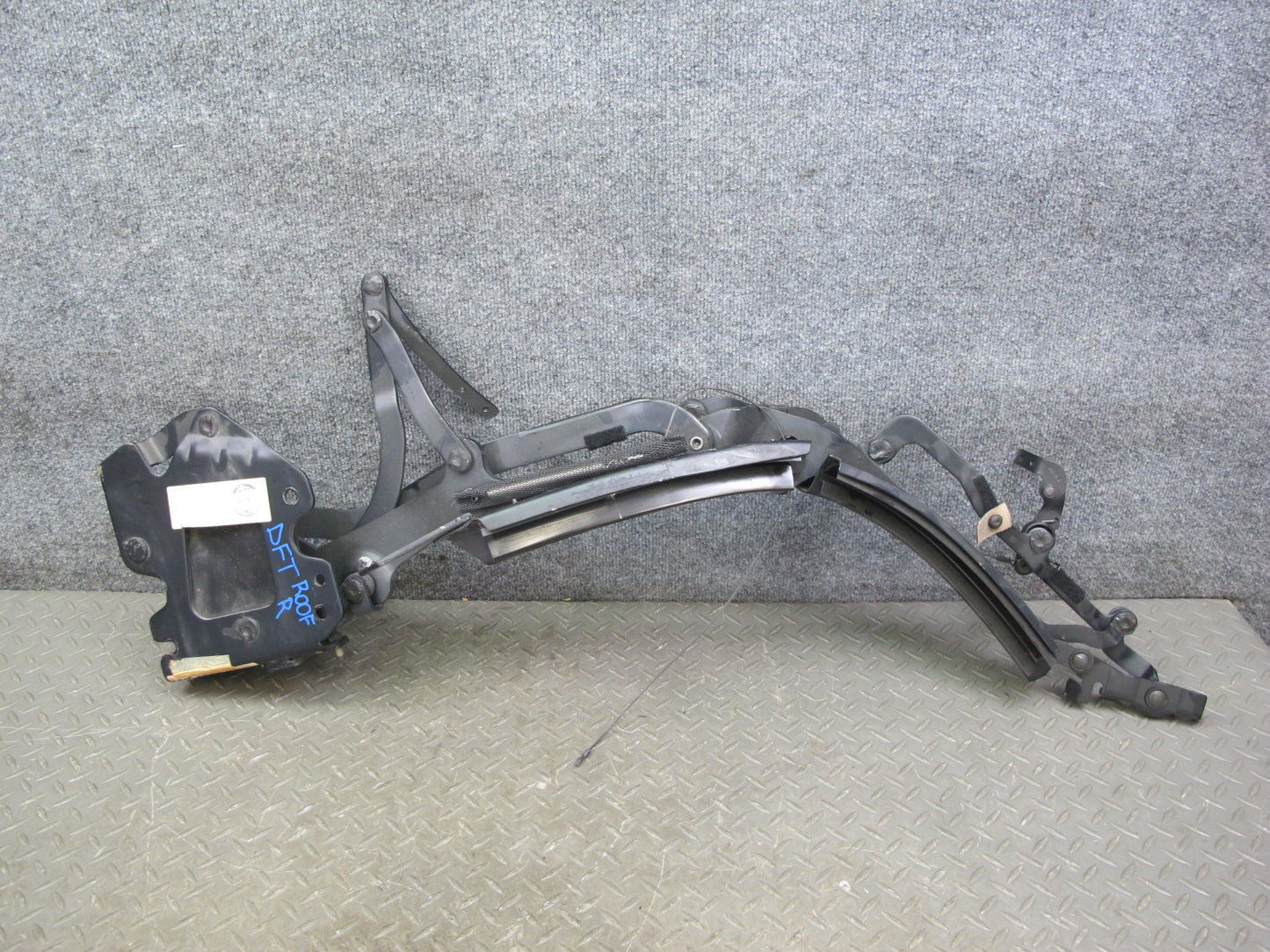 02-05 Ford Thunderbird Convertible Soft TOP Right Passenger Side Rail OEM