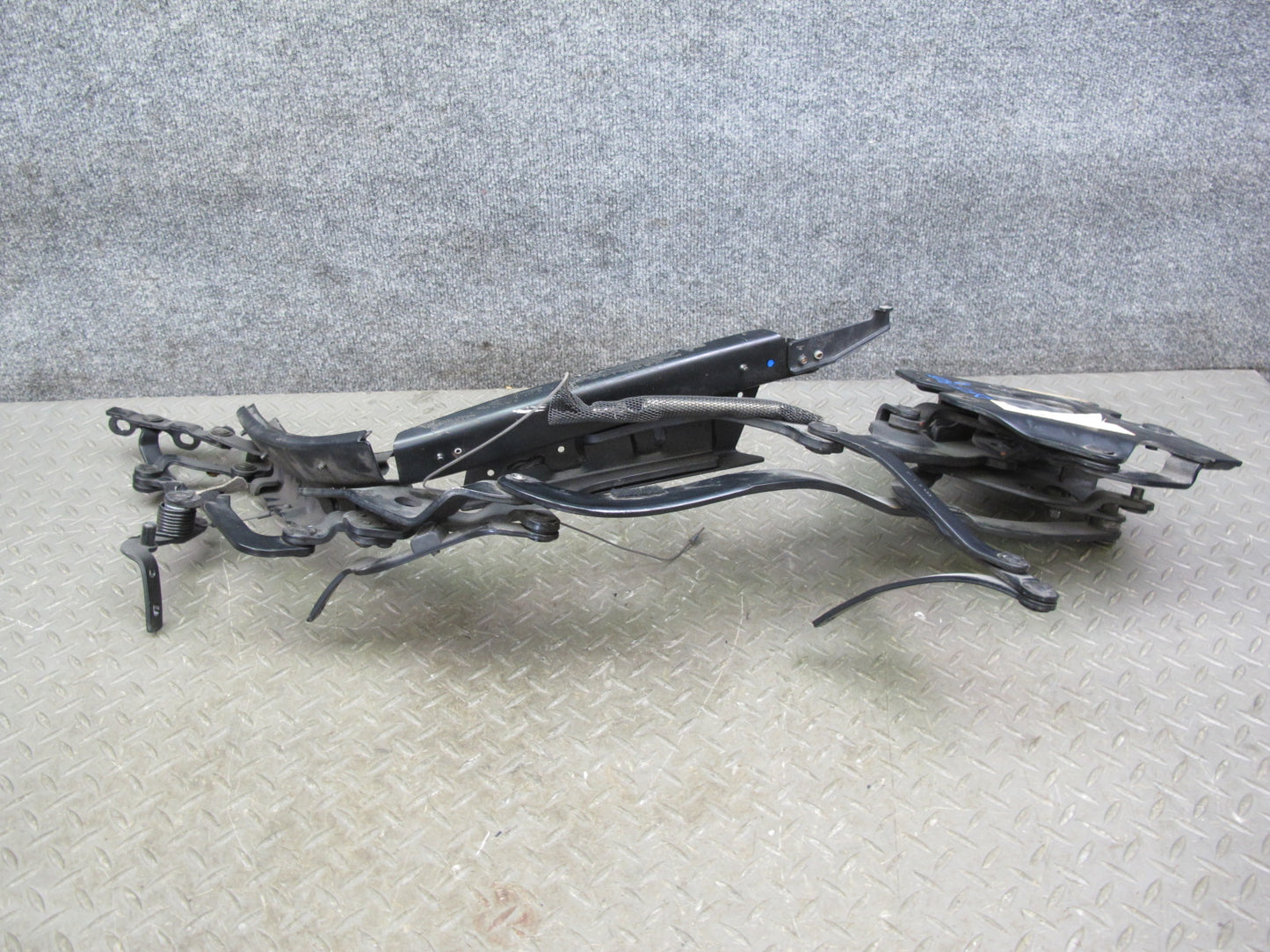 02-05 Ford Thunderbird Convertible Soft TOP Right Passenger Side Rail OEM