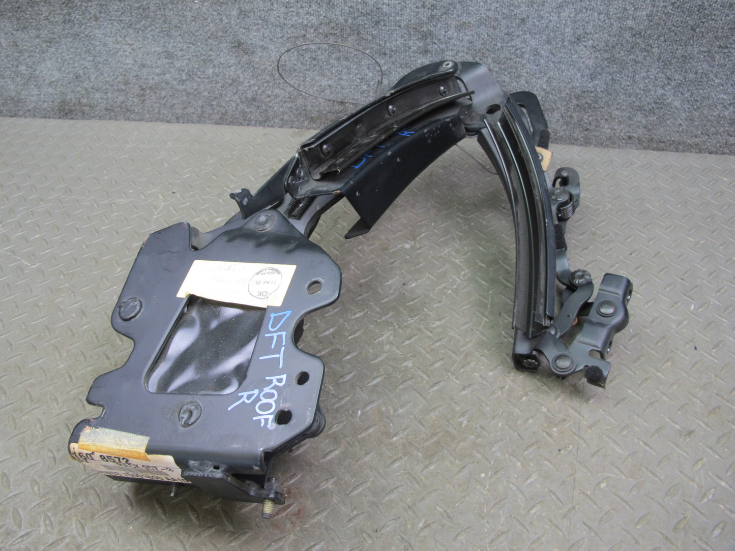 02-05 Ford Thunderbird Convertible Soft TOP Right Passenger Side Rail OEM