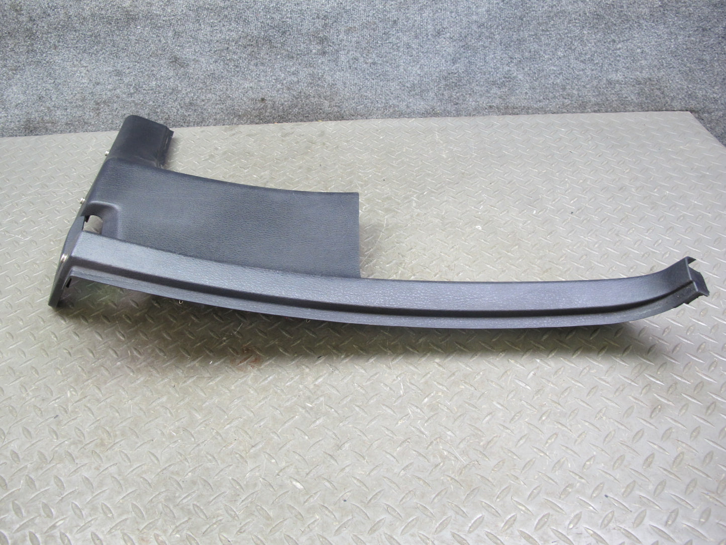 02-05 Ford Thunderbird Rear Left Right Interior Upper Quarter Trim Cover Set OEM