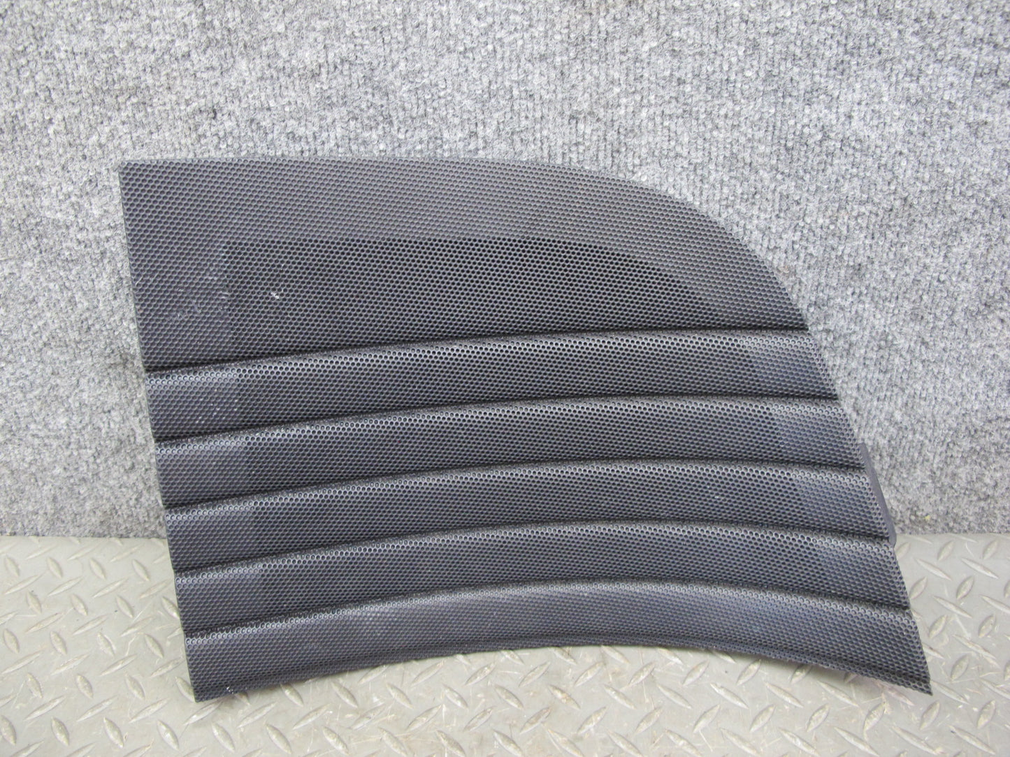 02-05 Ford Thunderbird Set of 2 Rear Left & Right Wall Speaker Cover Black OEM