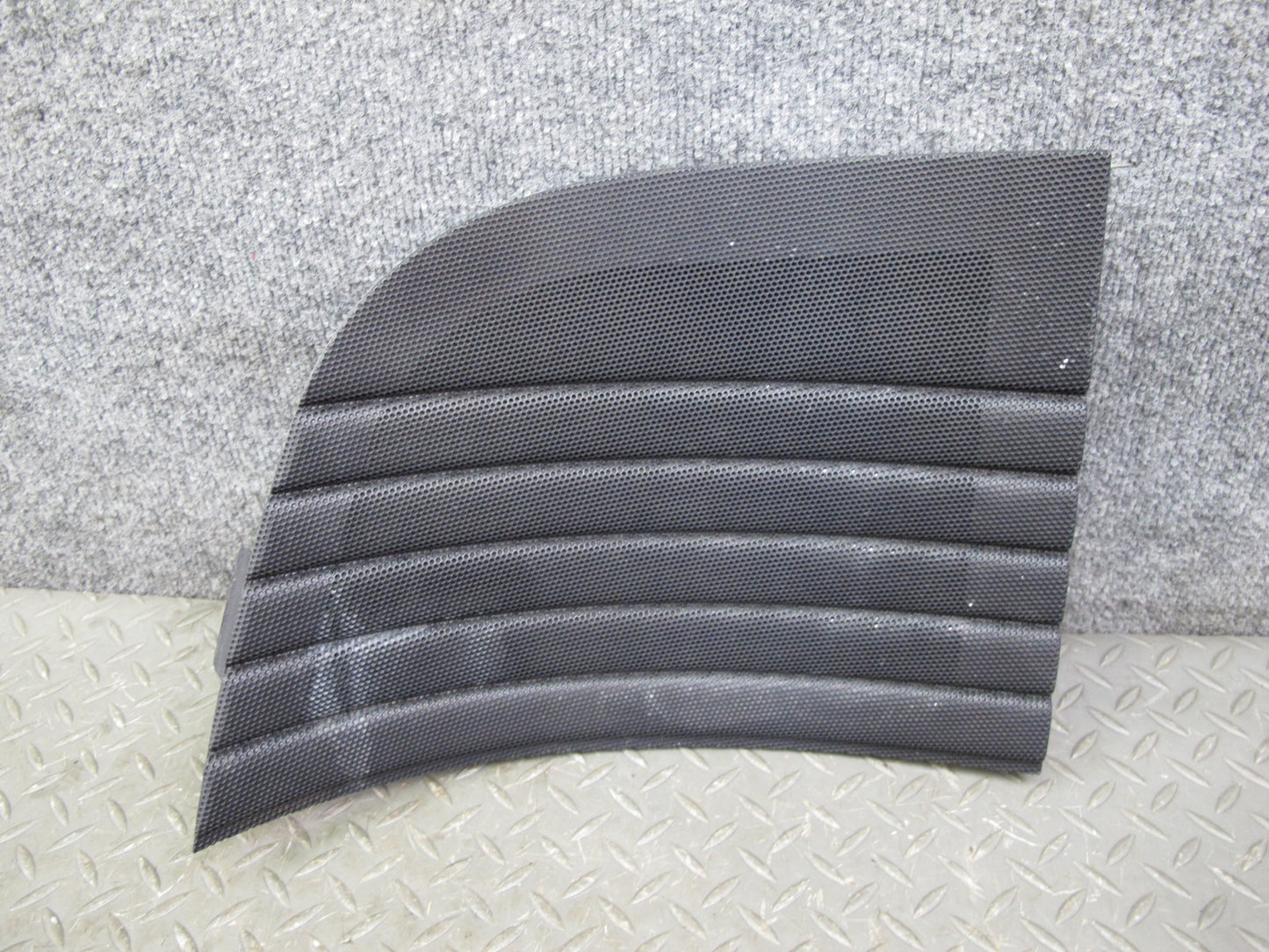 02-05 Ford Thunderbird Set of 2 Rear Left & Right Wall Speaker Cover Black OEM