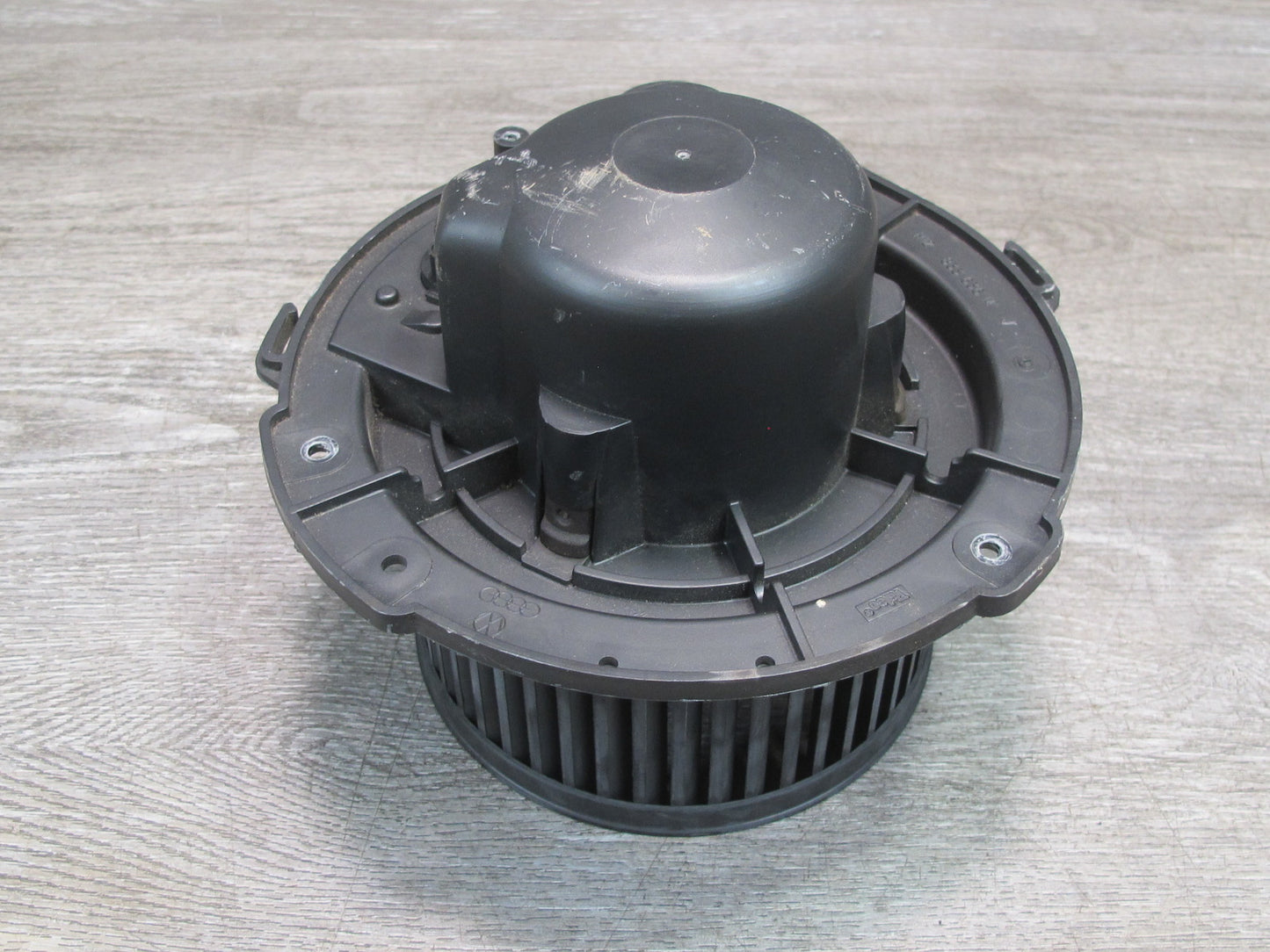 99-03 VW Eurovan T4 A/C Heater Blower Motor Fan w Resistor OEM