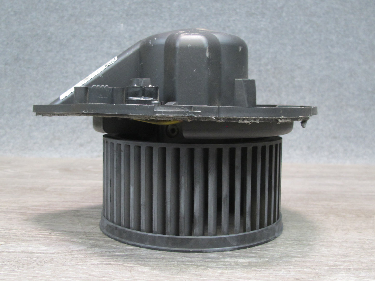 99-03 VW Eurovan T4 A/C Heater Blower Motor Fan w Resistor OEM