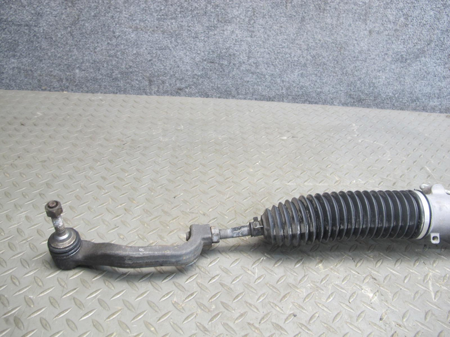 03-05 Ford Thunderbird Power Steering Rack & Pinion 7852501802 OEM