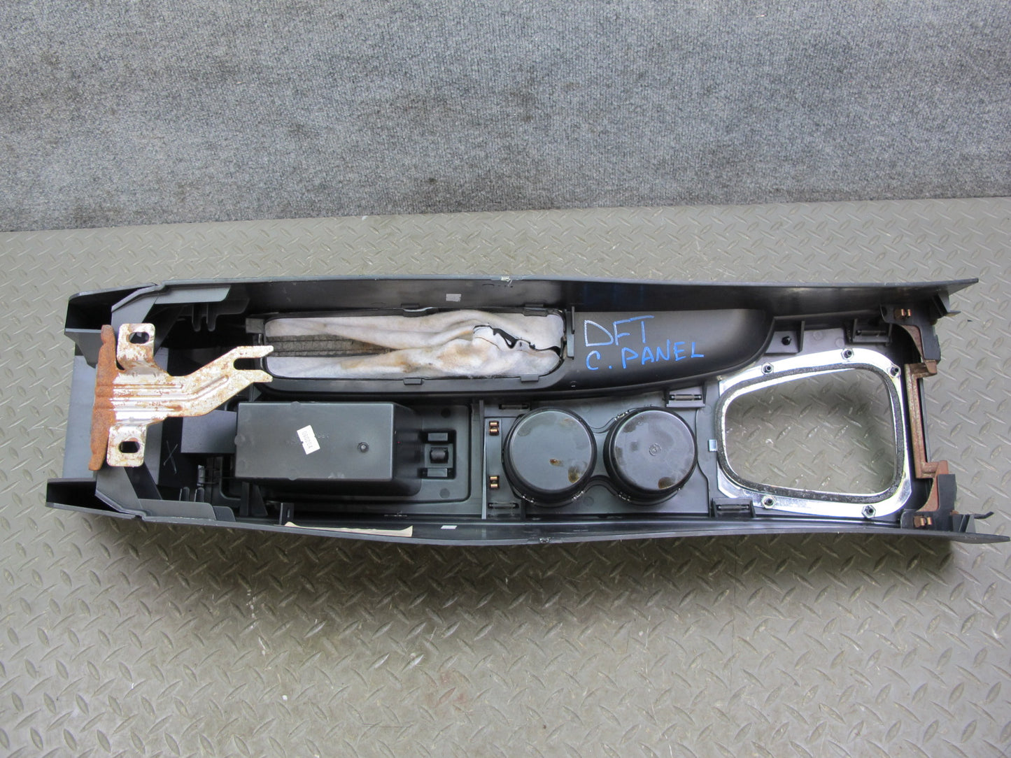 04-05 Ford Thunderbird Center Console CUP Holder Trim Cover Panel Black OEM