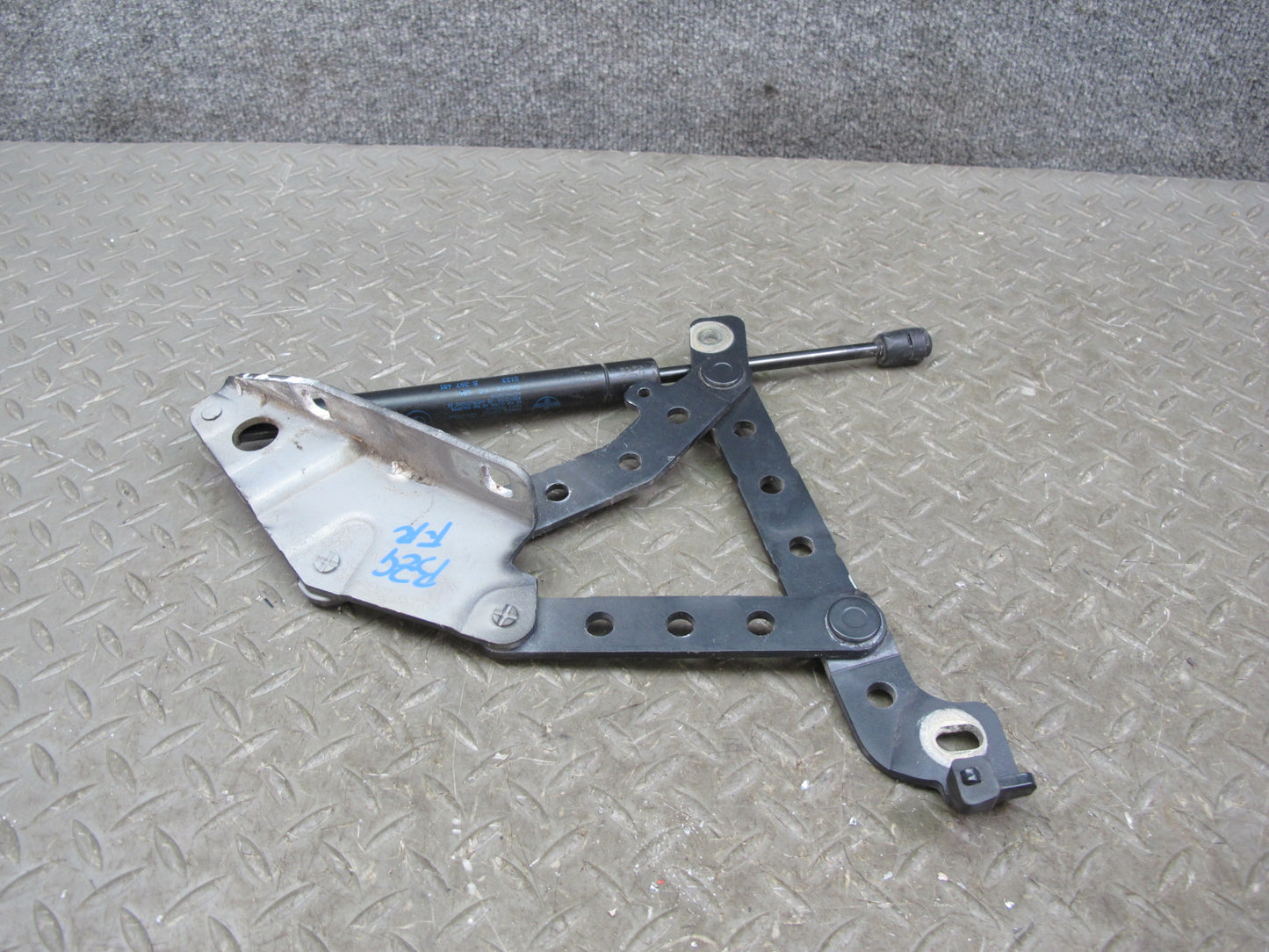 96-02 BMW E36/7 Z3 Set of 2 Front Left & Right Hood Bonnet Hinge Black OEM