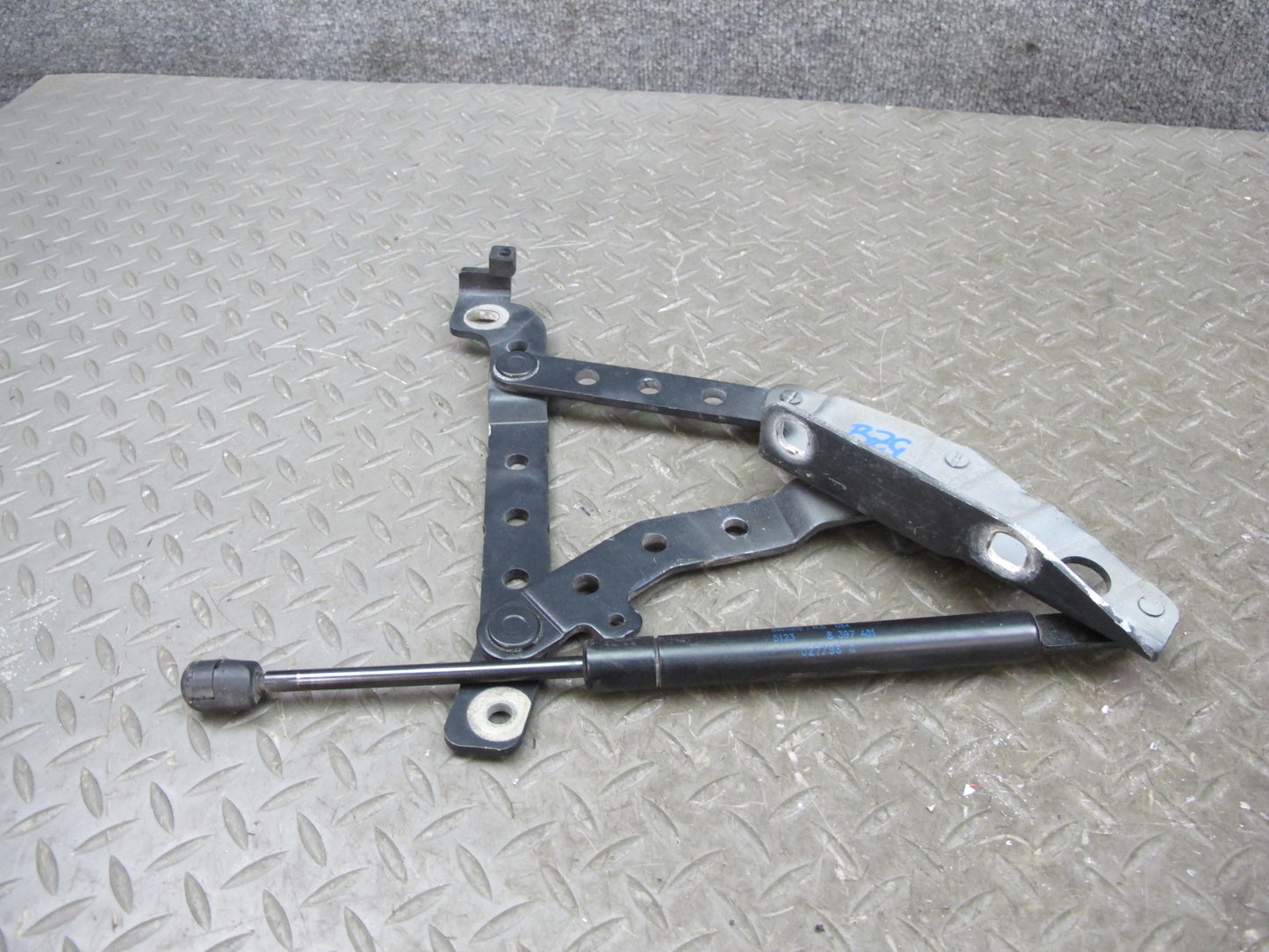 96-02 BMW E36/7 Z3 Set of 2 Front Left & Right Hood Bonnet Hinge Black OEM