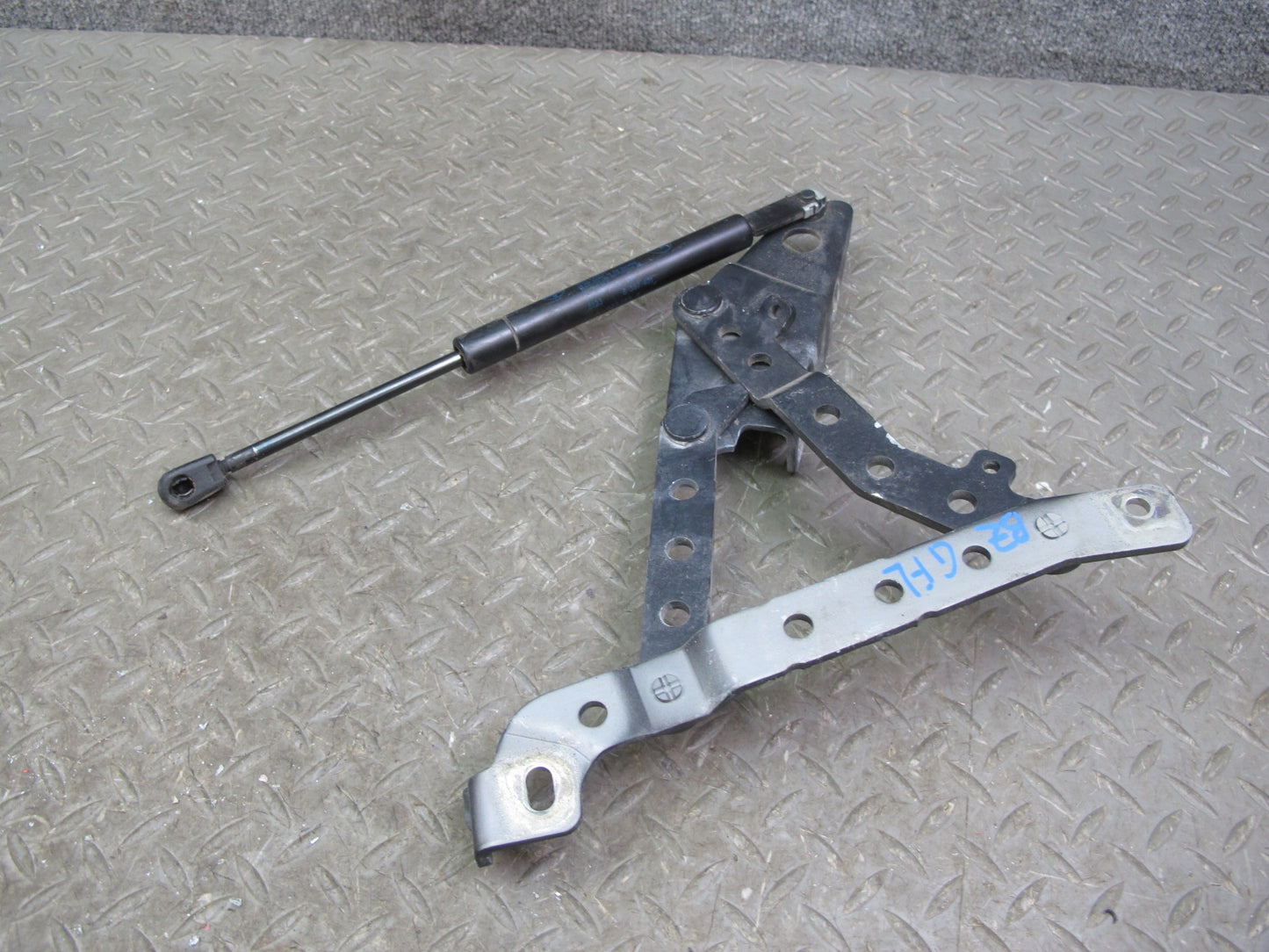 96-02 BMW E36/7 Z3 Set of 2 Front Left & Right Hood Bonnet Hinge Black OEM