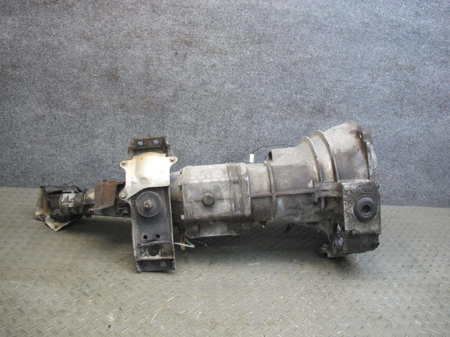86-88 Mazda RX7 NON Turbo 5-SPEED Manual Transmission w Short Shifter Assy OEM