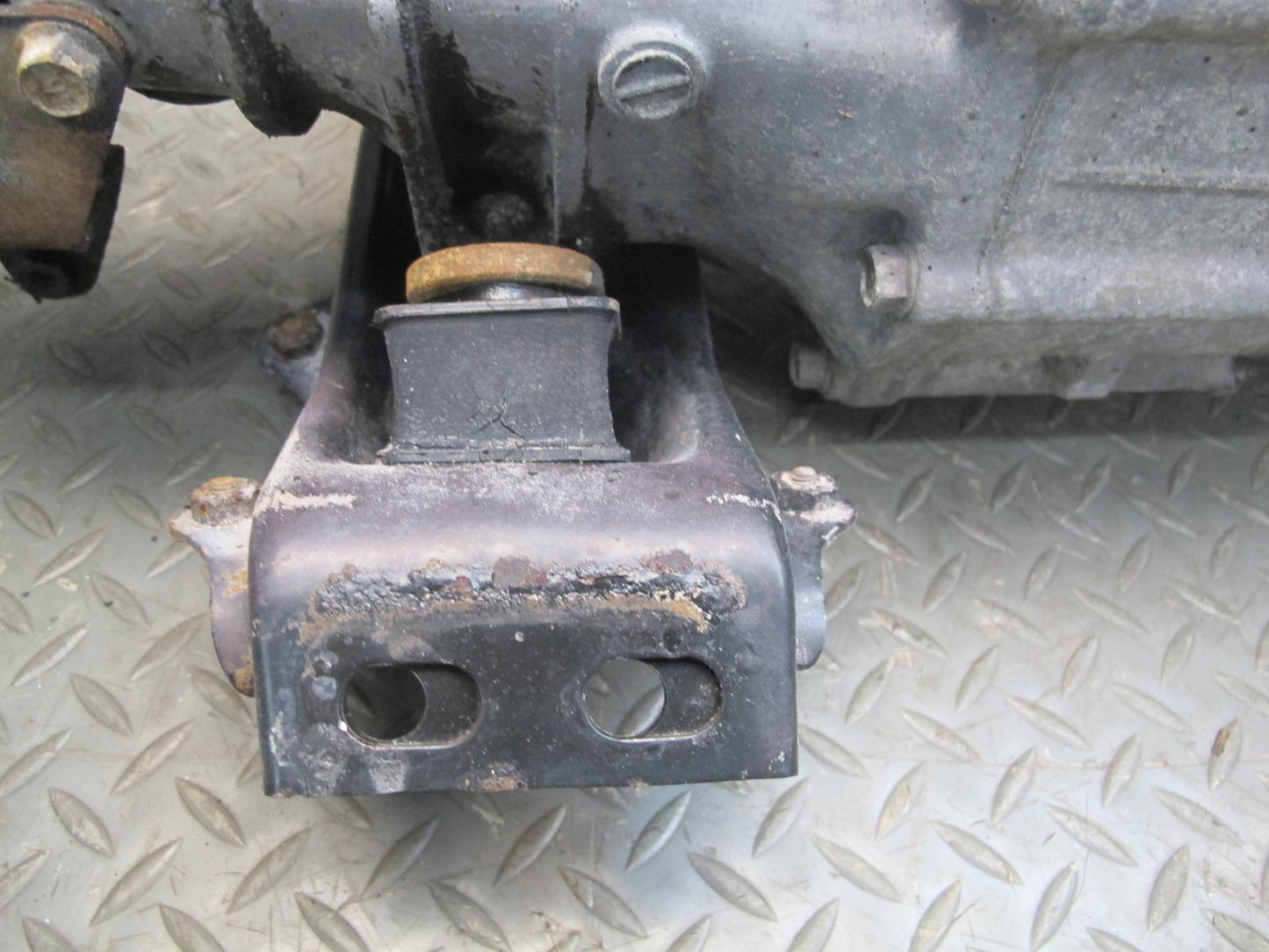 86-88 Mazda RX7 NON Turbo 5-SPEED Manual Transmission w Short Shifter Assy OEM
