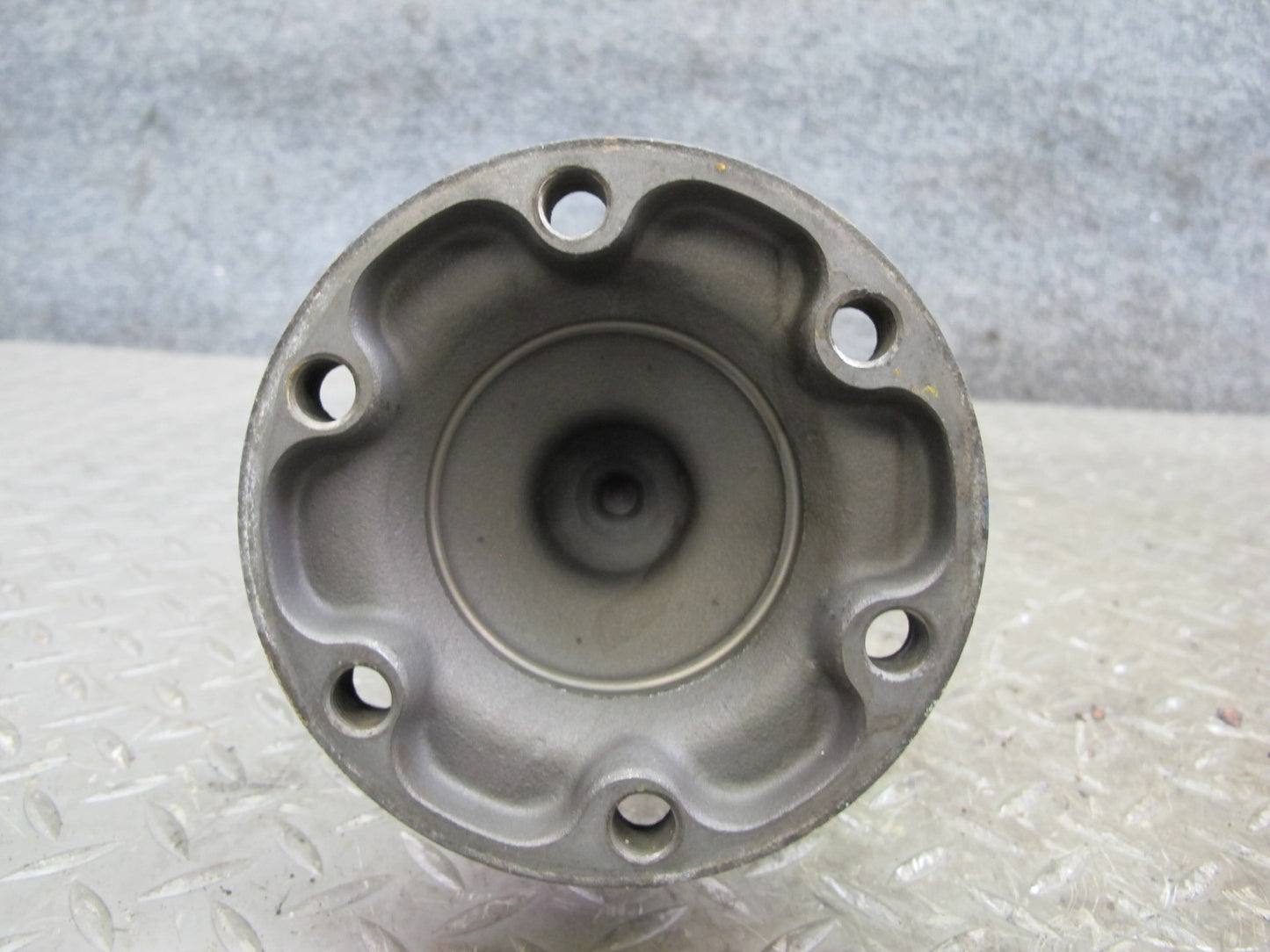 99-03 VW Eurovan T4 2.8L Transmission Right Flange Shaft 01P409356A OEM