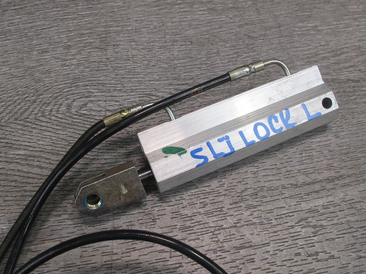 03-12 Mercedes R230 Convertible Left TOP Roof Hydraulic Cylinder w Cable OEM