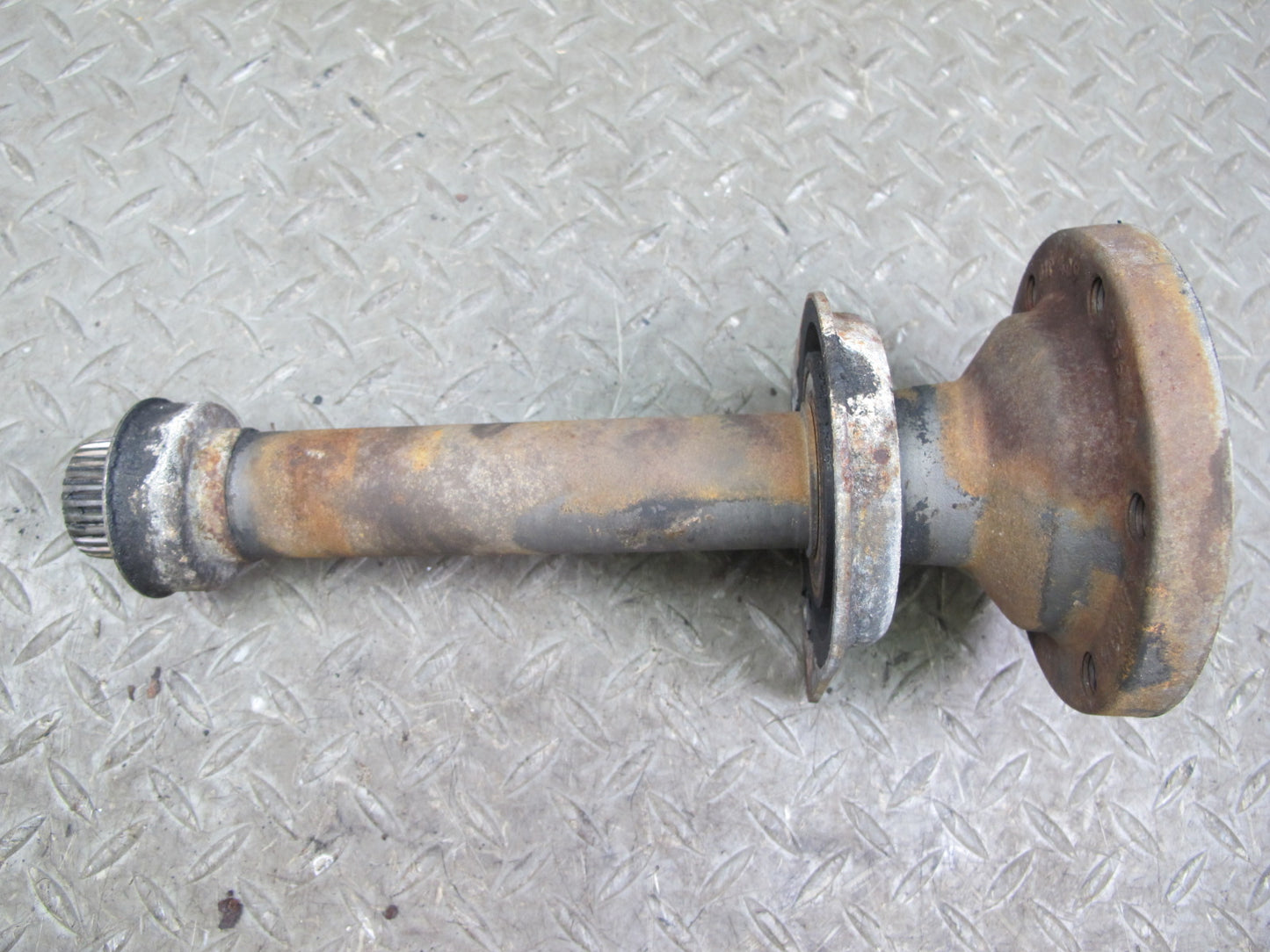 99-03 VW Eurovan T4 2.8L Transmission Right Flange Shaft 01P409356A OEM