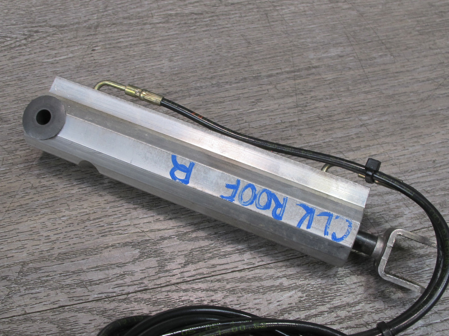 05-11 Mercedes R171 Slk-class Convertible Right TOP Roof Main Lift Cylinder OEM