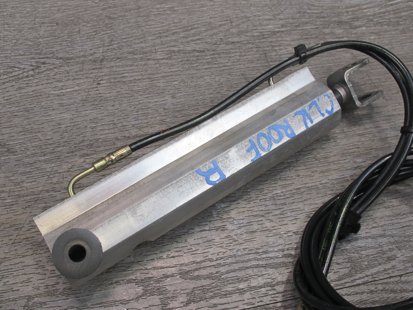05-11 Mercedes R171 Slk-class Convertible Right TOP Roof Main Lift Cylinder OEM