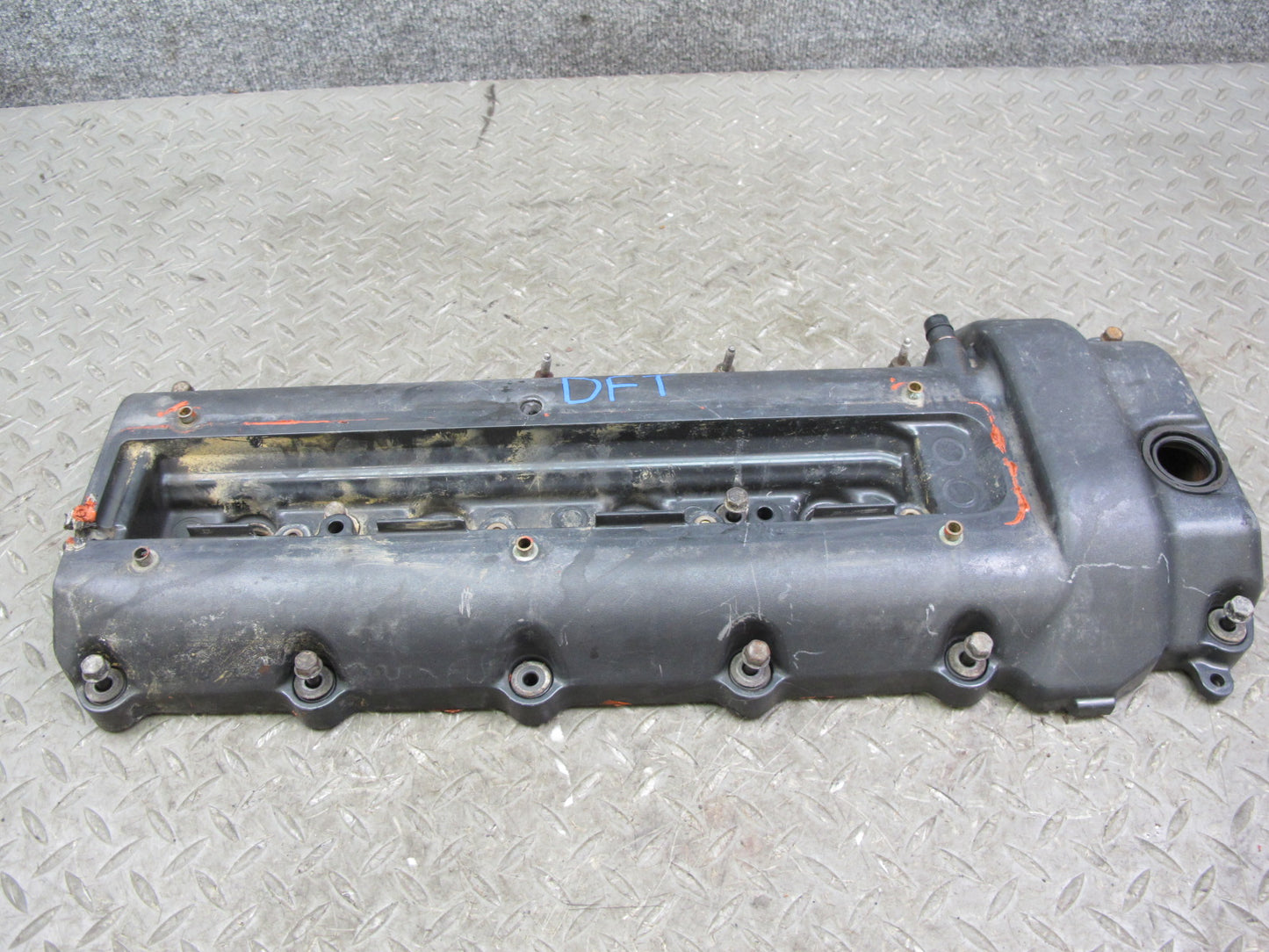 03-05 Ford Thunderbird 3.9L Right Engine Cylinder Head Valve Cover OEM