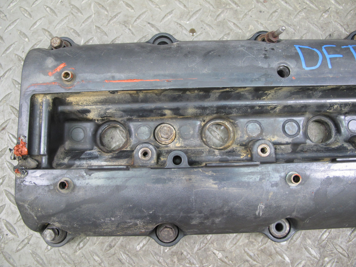 03-05 Ford Thunderbird 3.9L Right Engine Cylinder Head Valve Cover OEM