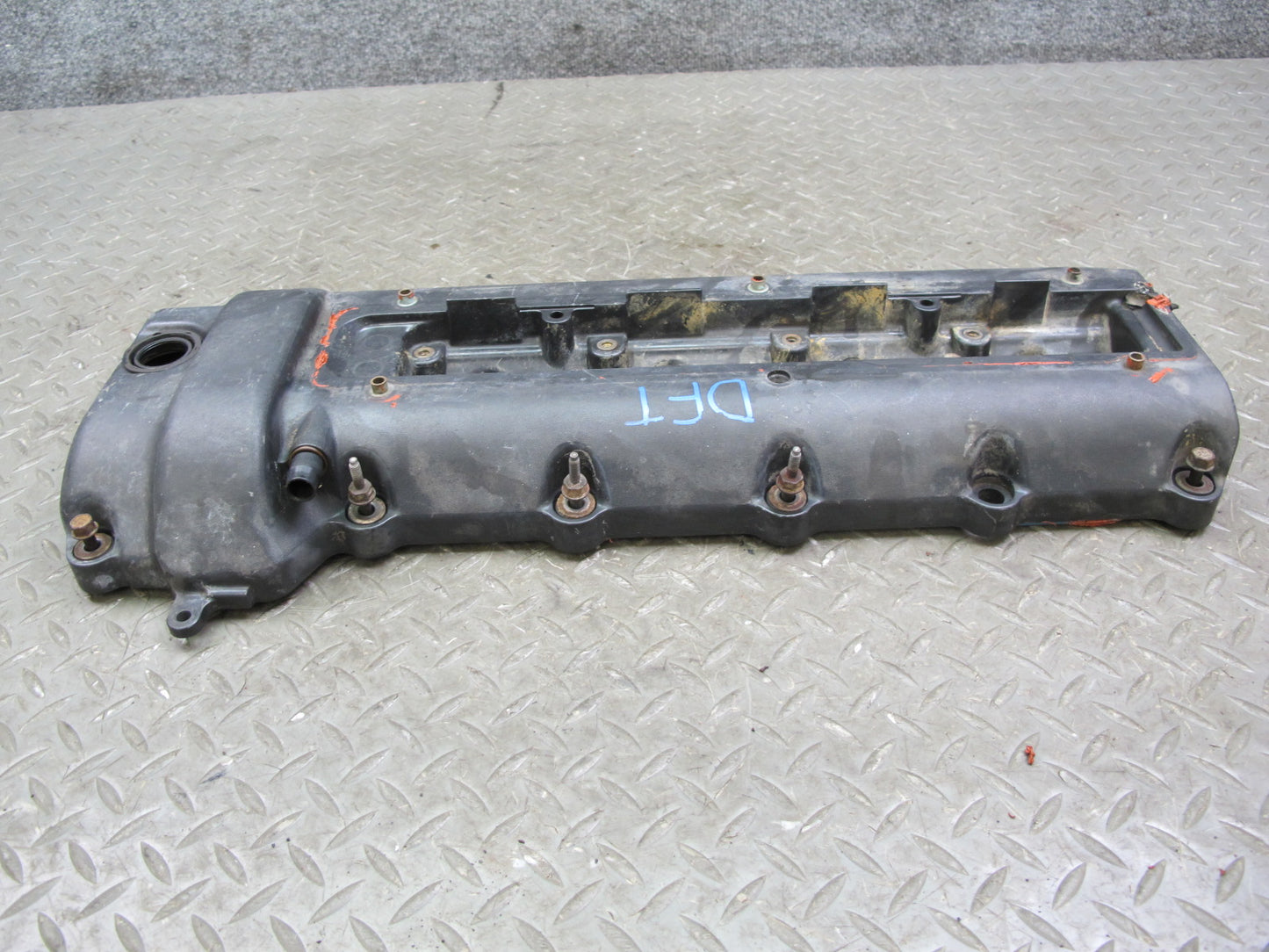 03-05 Ford Thunderbird 3.9L Right Engine Cylinder Head Valve Cover OEM
