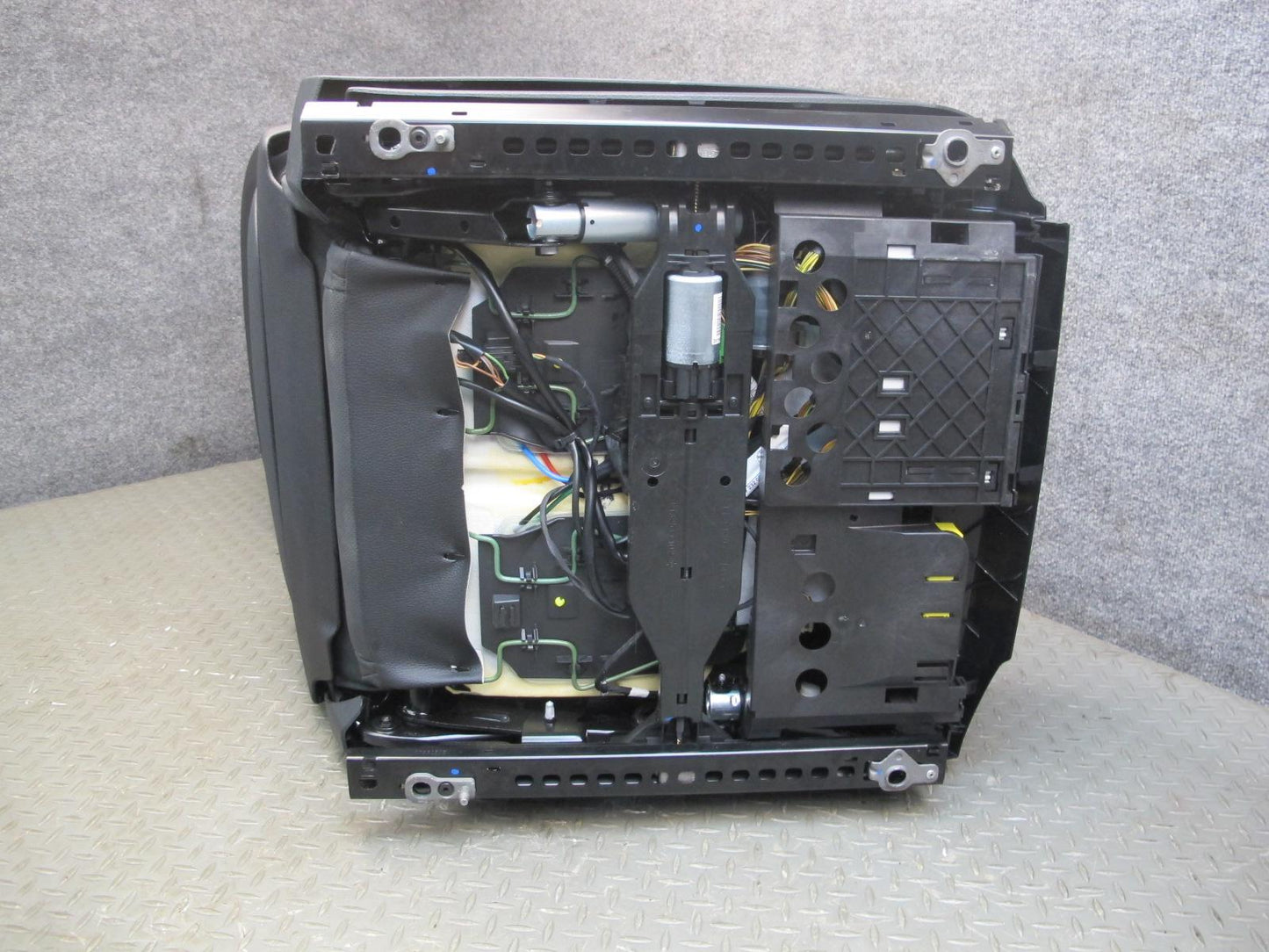 11-13 BMW F10 550i Front & Rear Leather Comfort Seat Set w Massage OEM