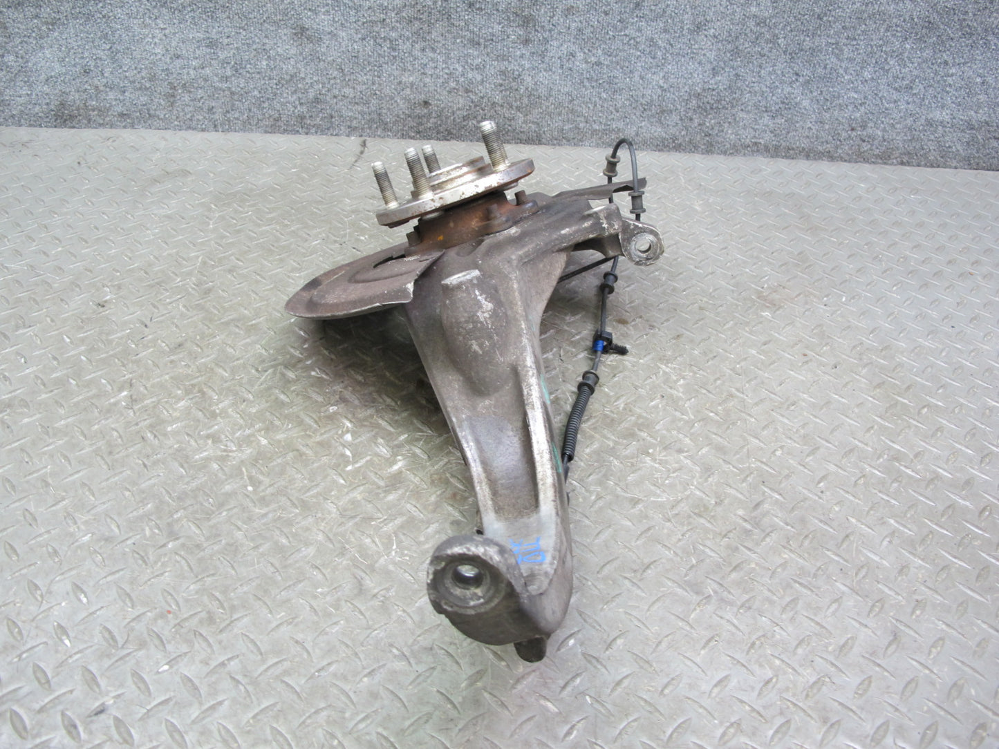02-05 Ford Thunderbird Front Right Spindle Knuckle Wheel Hub Bearing OEM