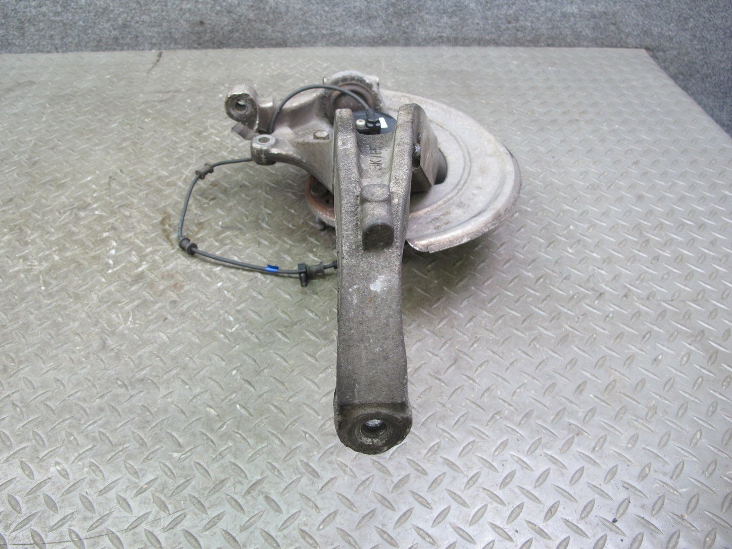 02-05 Ford Thunderbird Front Right Spindle Knuckle Wheel Hub Bearing OEM