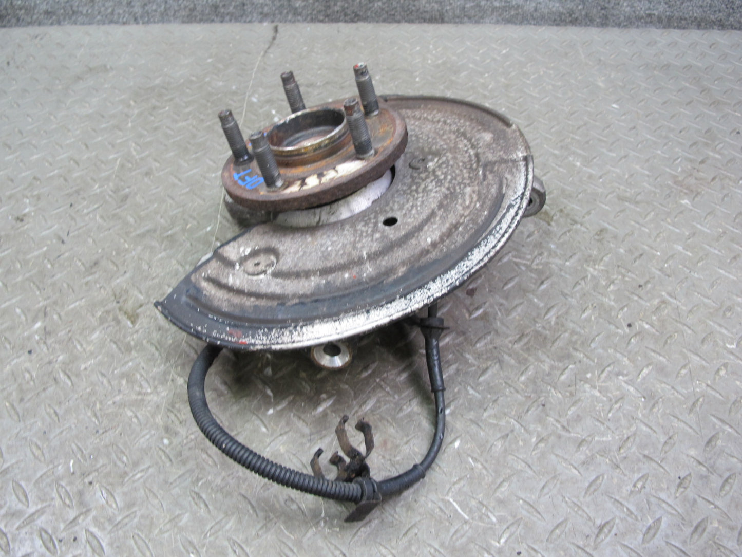 02-05 Ford Thunderbird Rear Right Spindle Knuckle Wheel Hub Bearing OEM