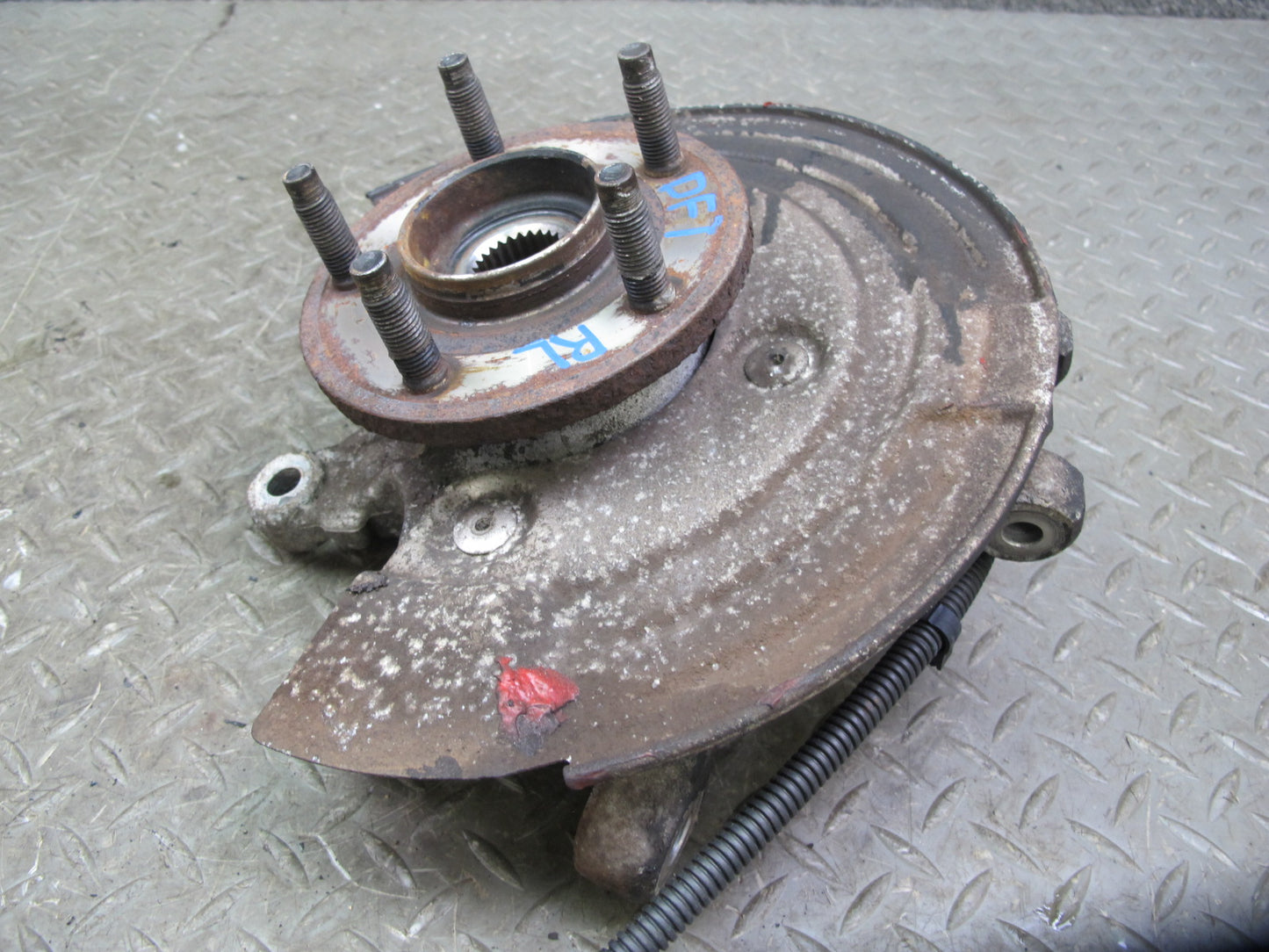 02-05 Ford Thunderbird Rear Left Spindle Knuckle Wheel Hub Bearing OEM