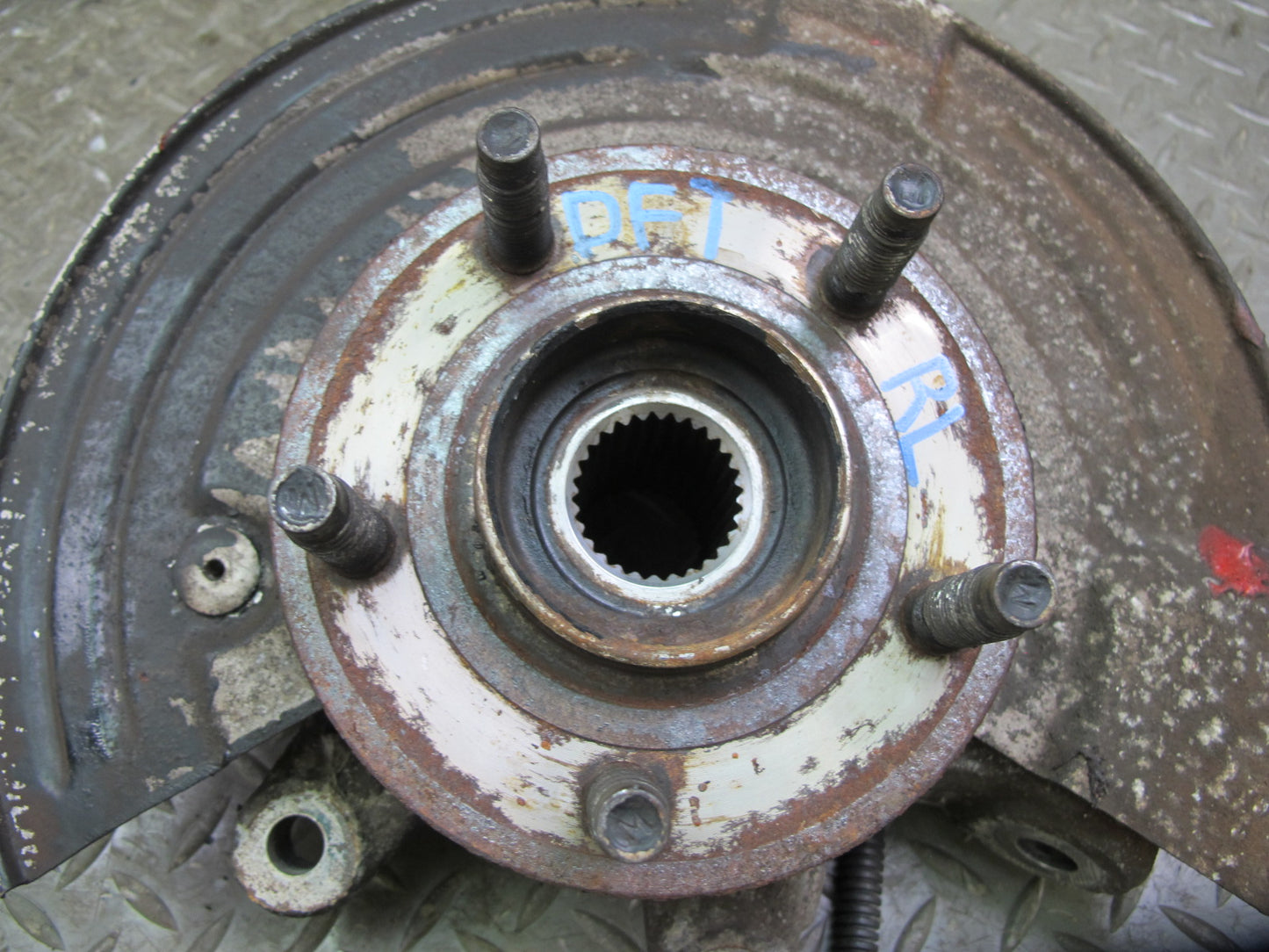 02-05 Ford Thunderbird Rear Left Spindle Knuckle Wheel Hub Bearing OEM